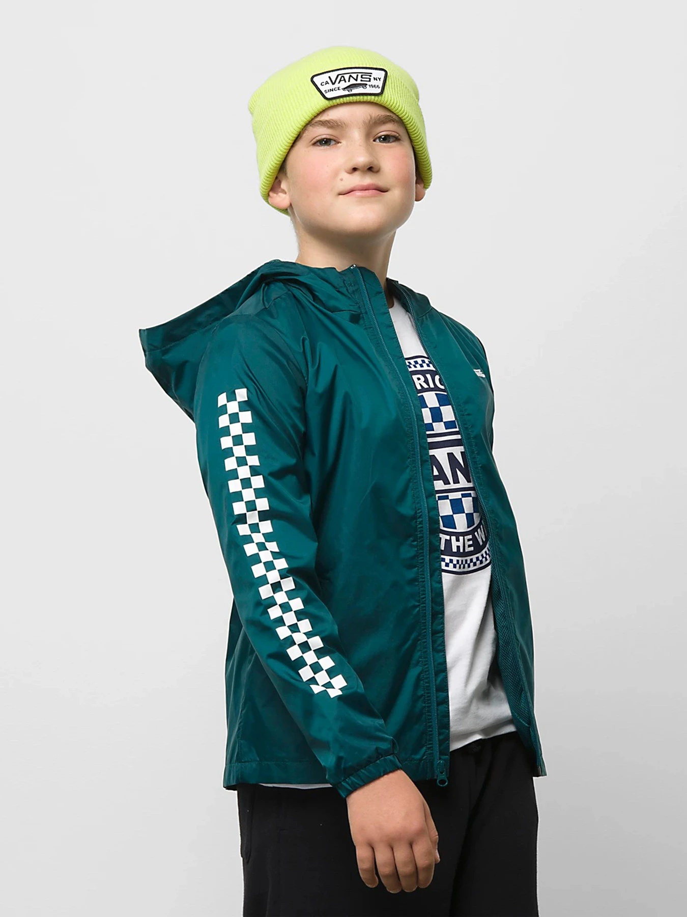 Куртки та дублянки Vans Garnett Windbreaker модель VN00002B60Q1 Куртки та дублянки Vans Garnett Windbreaker модель VN00002B60Q1 Фото