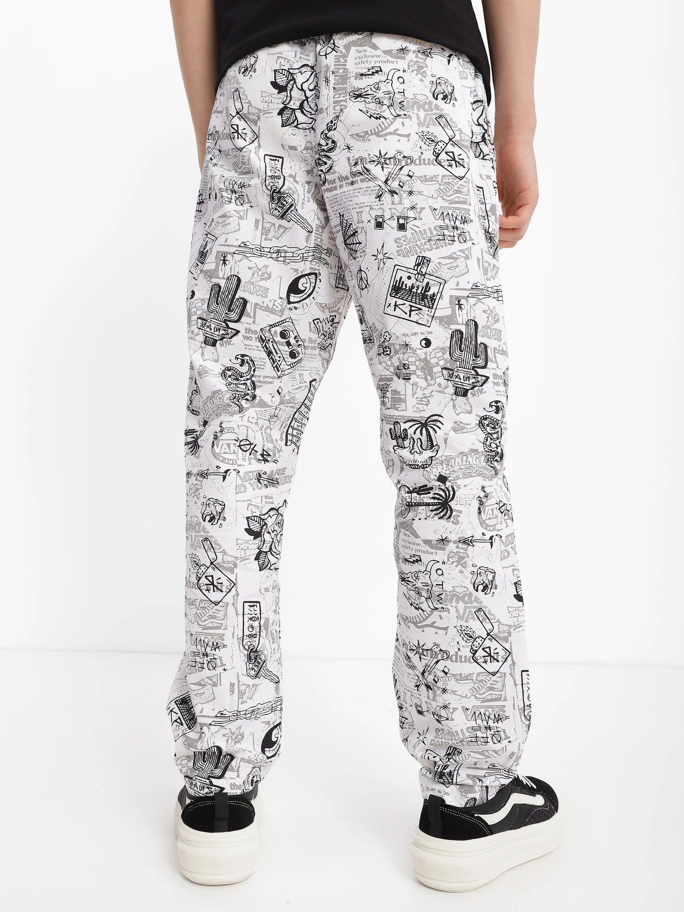 Штани Vans Kevin Peraza Range Loose модель VN000006YB21 Штани Vans Kevin Peraza Range Loose модель VN000006YB21 Фото