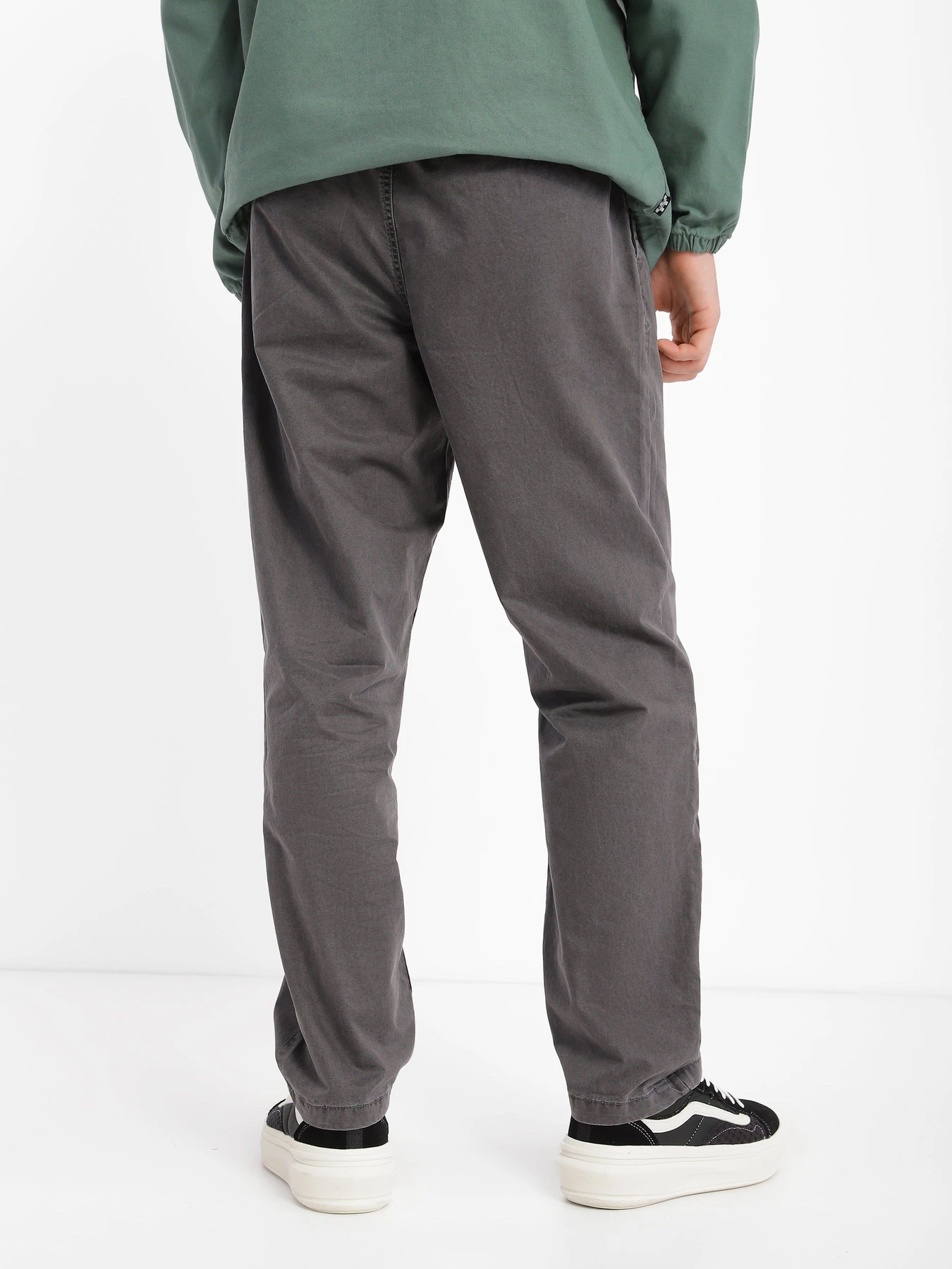 Брюки Vans Range Loose Tapered модель VN00000C1O71 Брюки Vans Range Loose Tapered модель VN00000C1O71 Фото