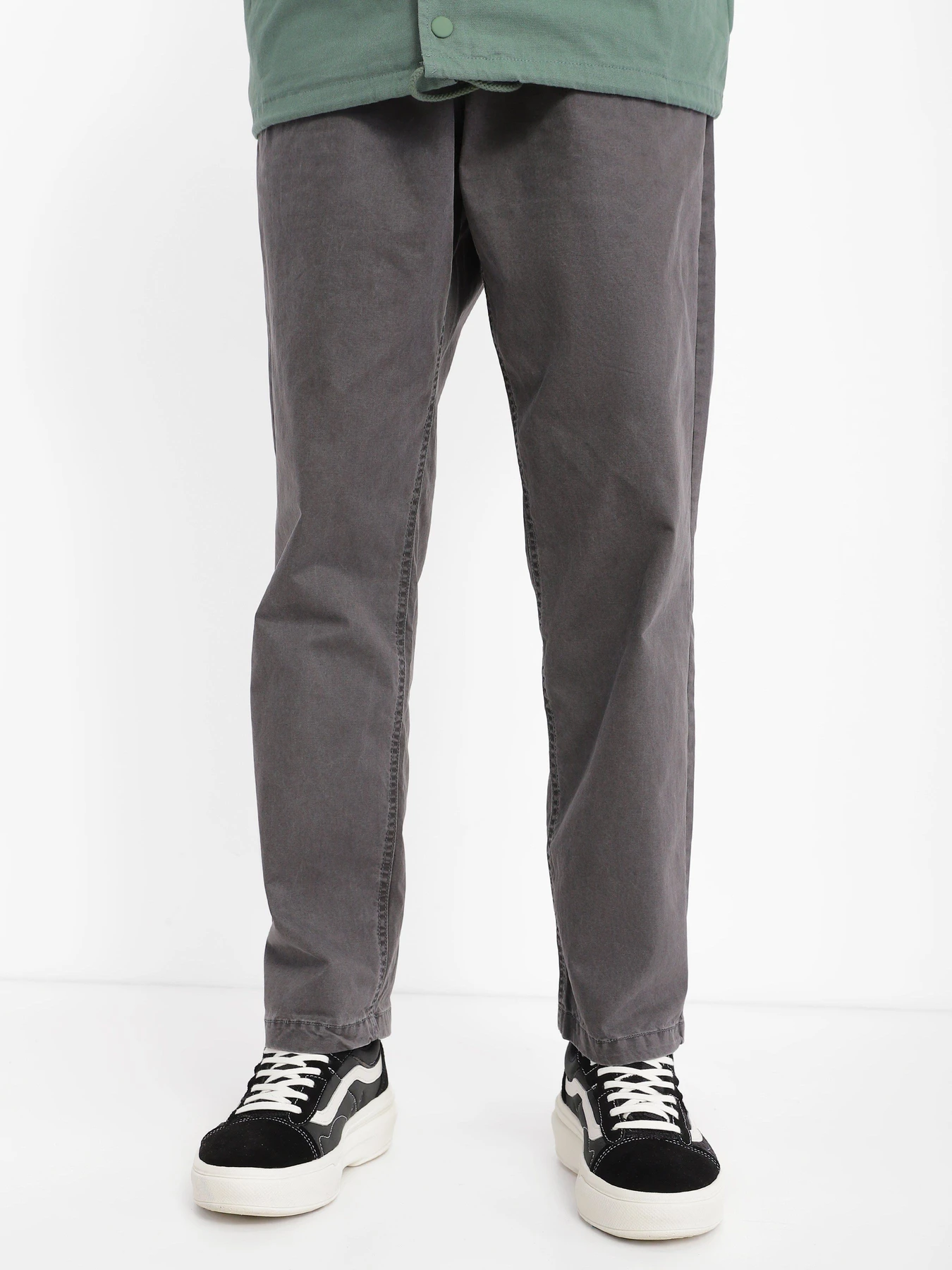 Брюки Vans Range Loose Tapered модель VN00000C1O71 Брюки Vans Range Loose Tapered модель VN00000C1O71 Фото
