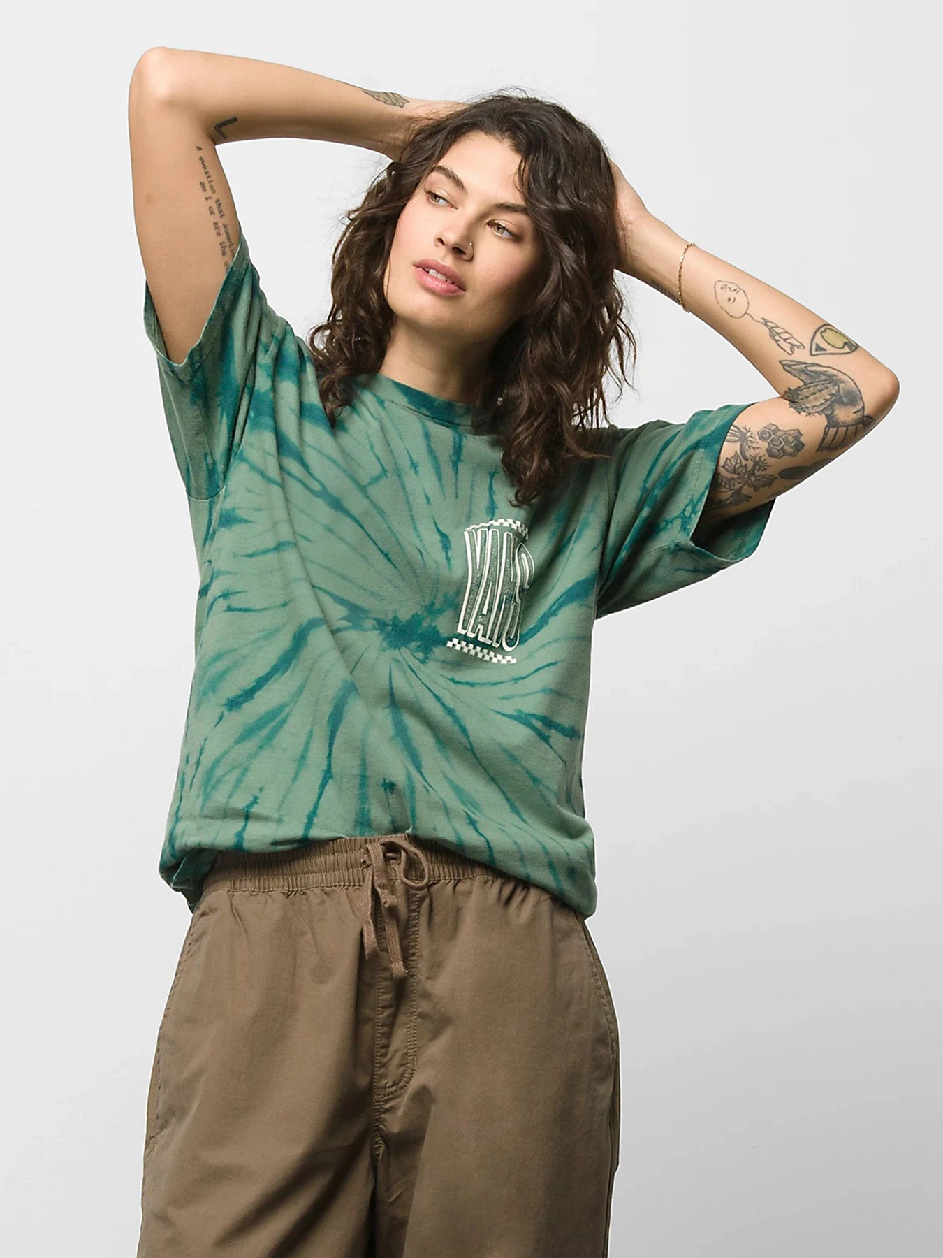 Футболки і поло Vans TALL TYPE TIE DYE модель VN0A7S61YQW1 Футболки і поло Vans TALL TYPE TIE DYE модель VN0A7S61YQW1 Фото