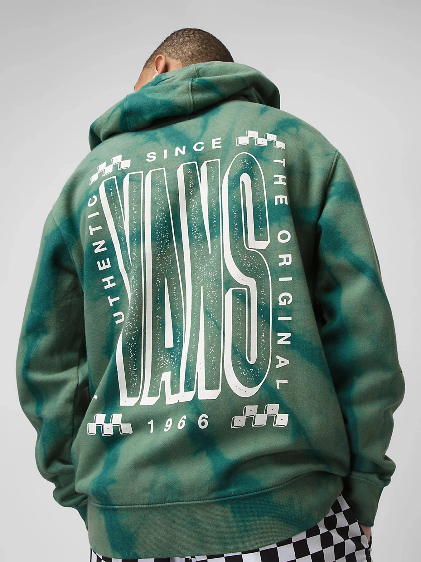 Худі та світшоти Vans Tall Type Tie Dye модель VN0A7S8CY8U1 Худі та світшоти Vans Tall Type Tie Dye модель VN0A7S8CY8U1 Фото