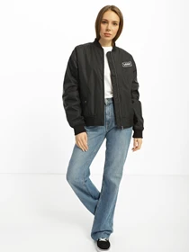 Куртки и дубленки Vans Pilot Crew модель VN0A7RMNBLK1 Фото