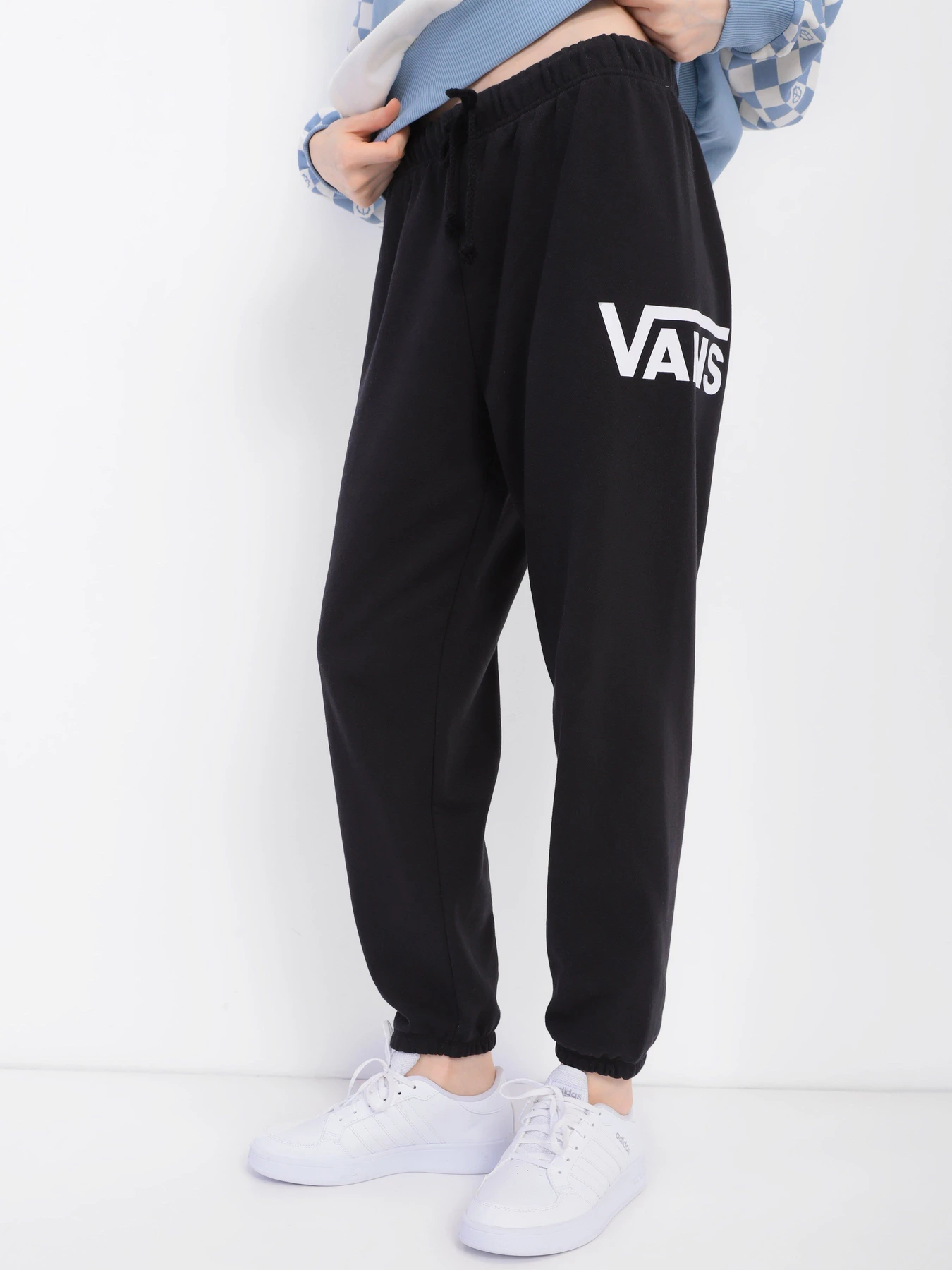 Штани Vans Take It Easy модель VN0A7RMTBLK1 Штани Vans Take It Easy модель VN0A7RMTBLK1 Фото