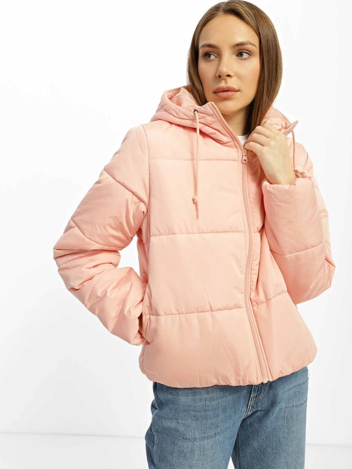 Куртки и дубленки Vans Short Puffer 2 модель VN0A4B8MSR41 Куртки и дубленки Vans Short Puffer 2 модель VN0A4B8MSR41 Фото