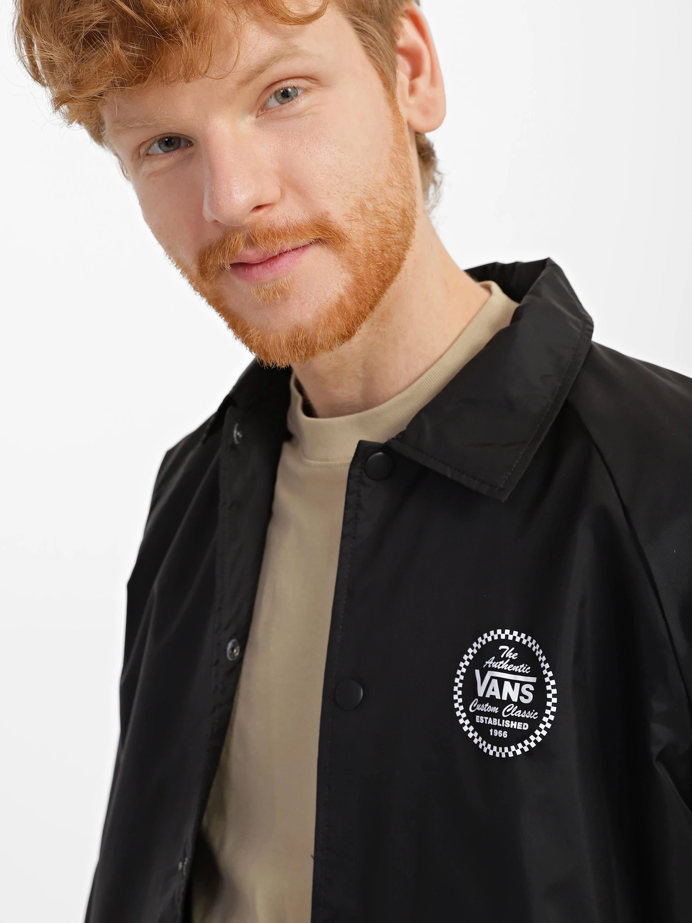 Куртки та дублянки Vans Torey модель VN0A5KEYBLK1 Фото