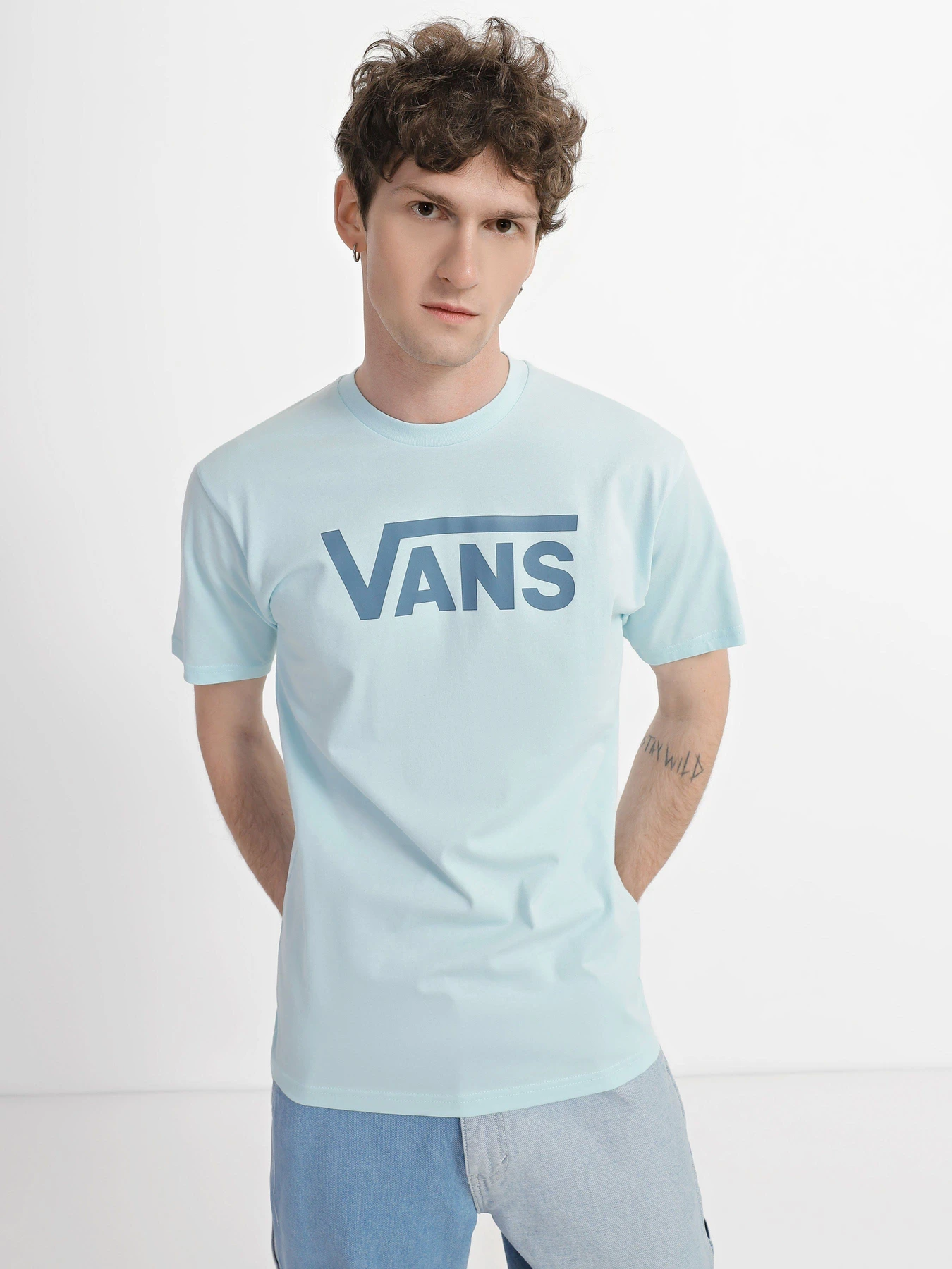 Футболки і поло Vans Classic модель VN000GGGBVP1 Футболки і поло Vans Classic модель VN000GGGBVP1 Фото