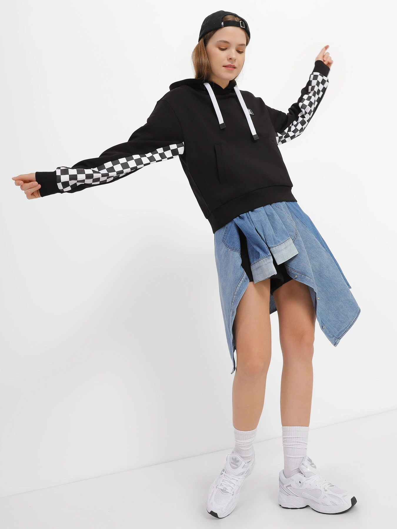 Худі та світшоти Vans Boom Boom Check модель VN00045DBLK1 Худі та світшоти Vans Boom Boom Check модель VN00045DBLK1 Фото