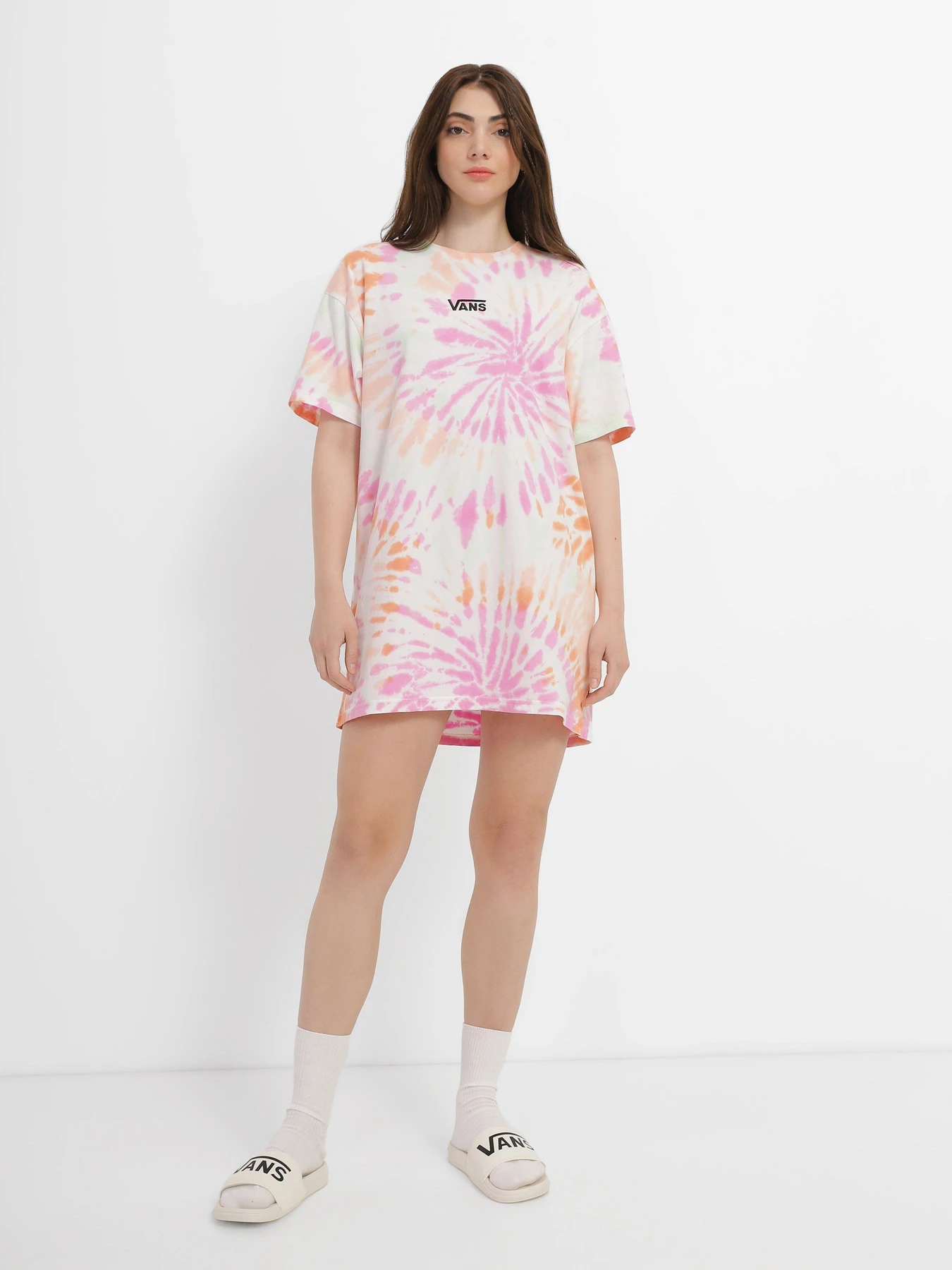 Футболки і поло Vans Resort Wash Center Vee модель VN00046QWHT1 Футболки і поло Vans Resort Wash Center Vee модель VN00046QWHT1 Фото