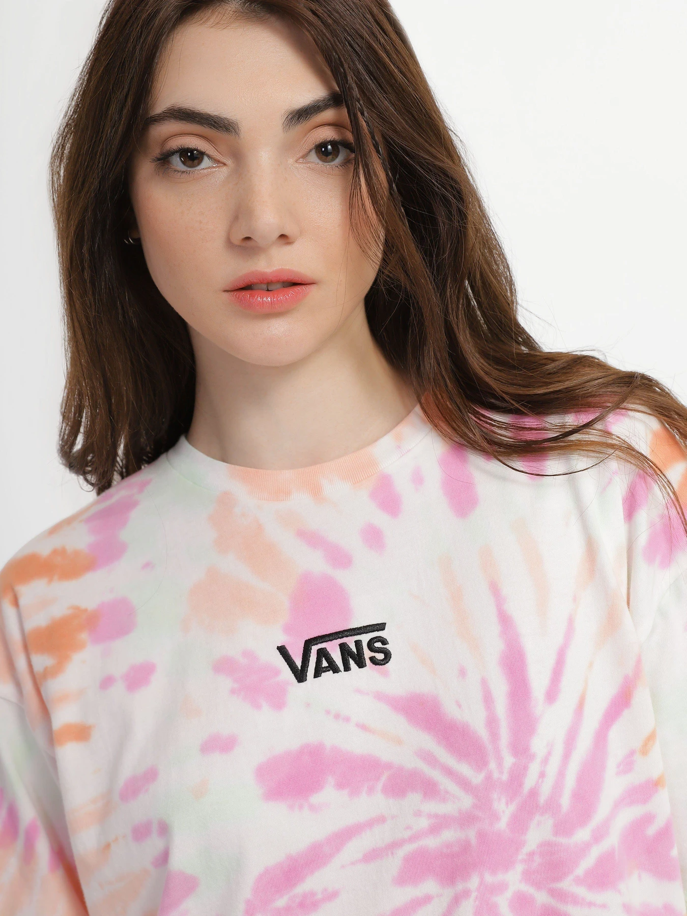Футболки і поло Vans Resort Wash Center Vee модель VN00046QWHT1 Футболки і поло Vans Resort Wash Center Vee модель VN00046QWHT1 Фото