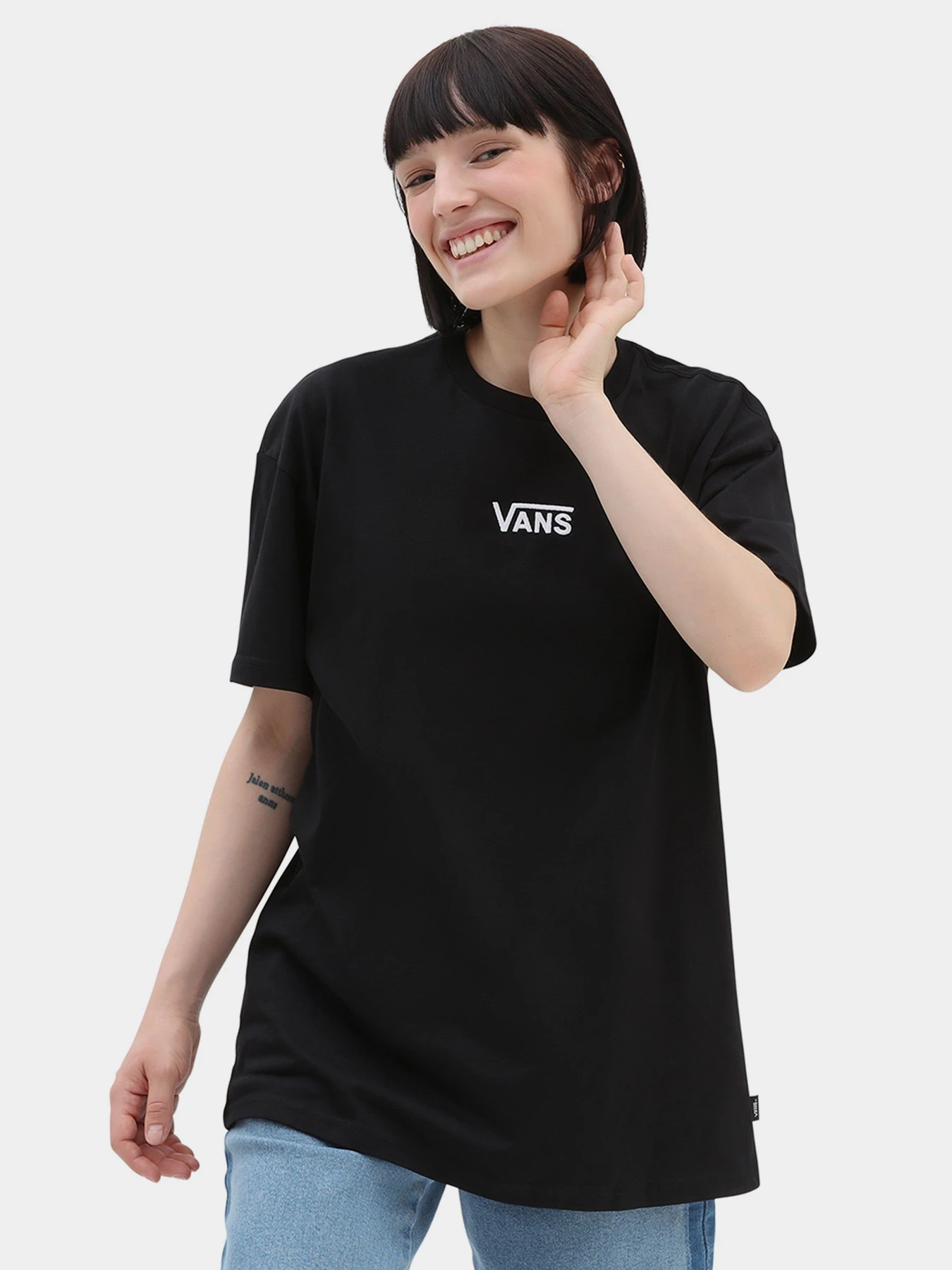 Футболки і поло Vans Flying V Oversized модель VN0A7YUTBLK1 Футболки і поло Vans Flying V Oversized модель VN0A7YUTBLK1 Фото