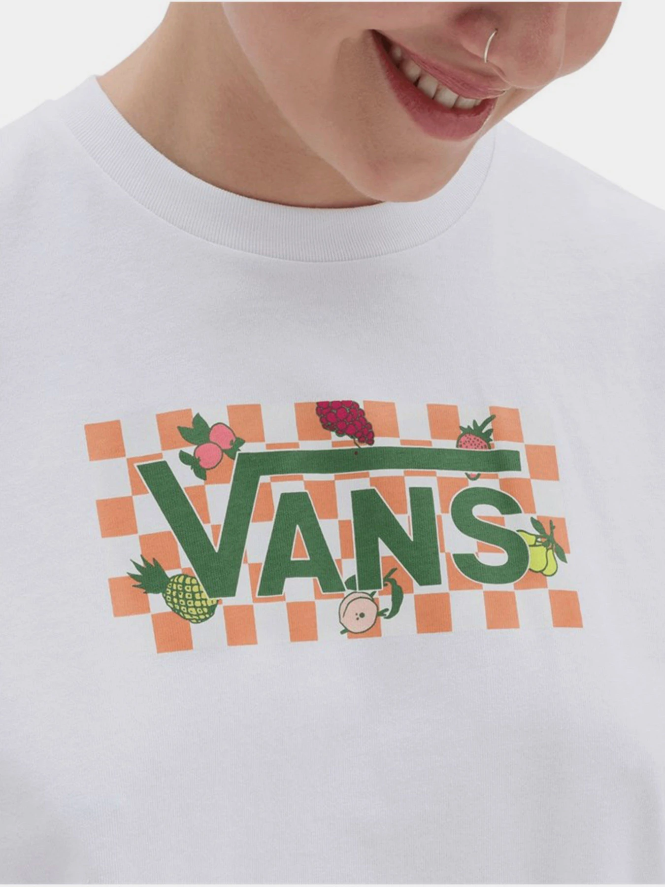 Футболки і поло Vans Fruit Checkerboard Box Logo модель VN0003V8WHT1 Футболки і поло Vans Fruit Checkerboard Box Logo модель VN0003V8WHT1 Фото