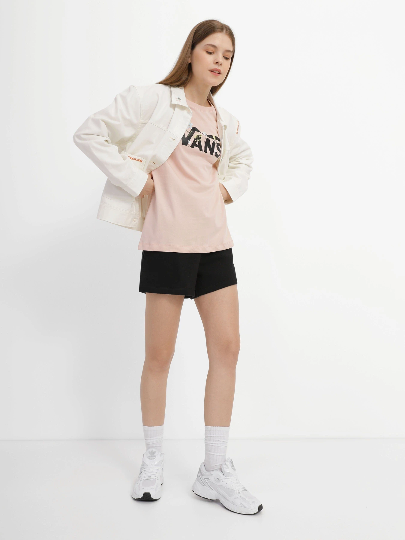 Худі та світшоти Vans Wyld Tangles Micro Ditsy модель VN00077NBQL1 Худі та світшоти Vans Wyld Tangles Micro Ditsy модель VN00077NBQL1 Фото