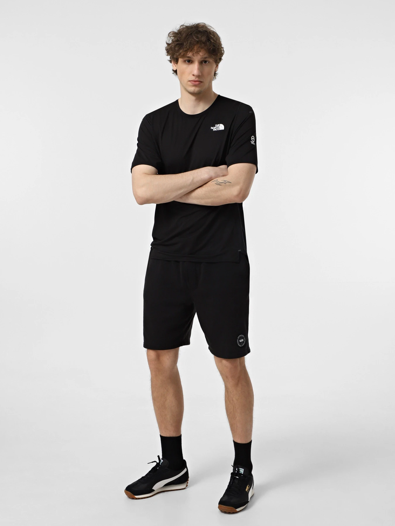 Шорти Vans Orbiter модель VN0004XPBLK1 Шорти Vans Orbiter модель VN0004XPBLK1 Фото