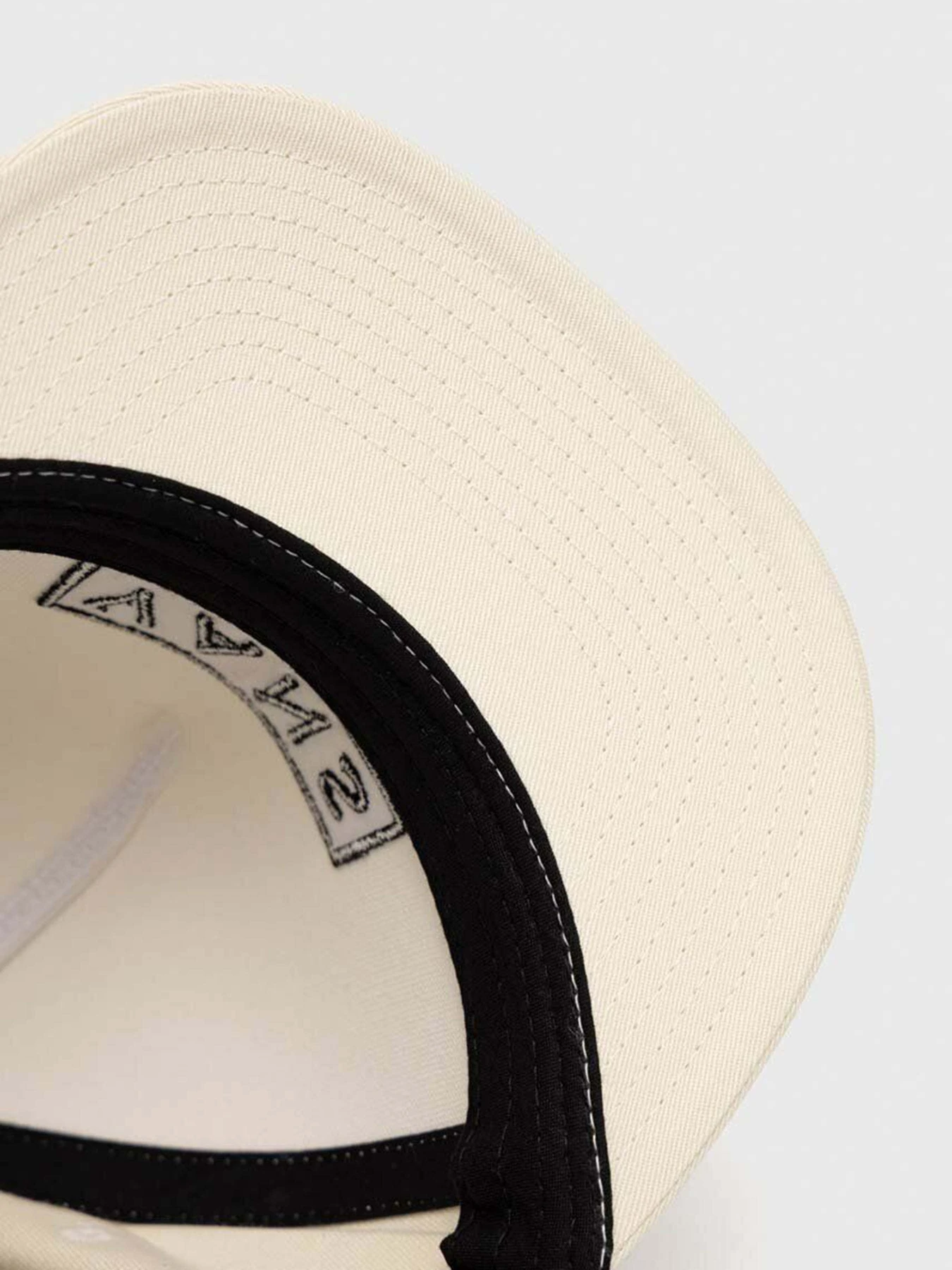 Шапки та кепки Vans Easy Box модель VN0A45DP3KS1 Шапки та кепки Vans Easy Box модель VN0A45DP3KS1 Фото