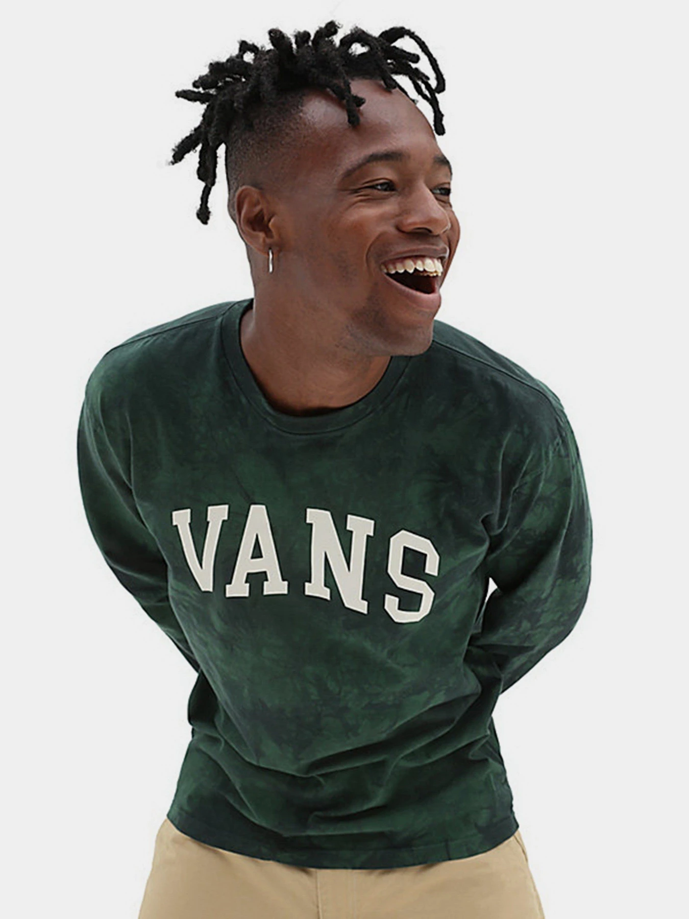 Худи и свитшоты Vans Varsity Logo Tie Dye модель VN0006C907W1 Худи и свитшоты Vans Varsity Logo Tie Dye модель VN0006C907W1 Фото
