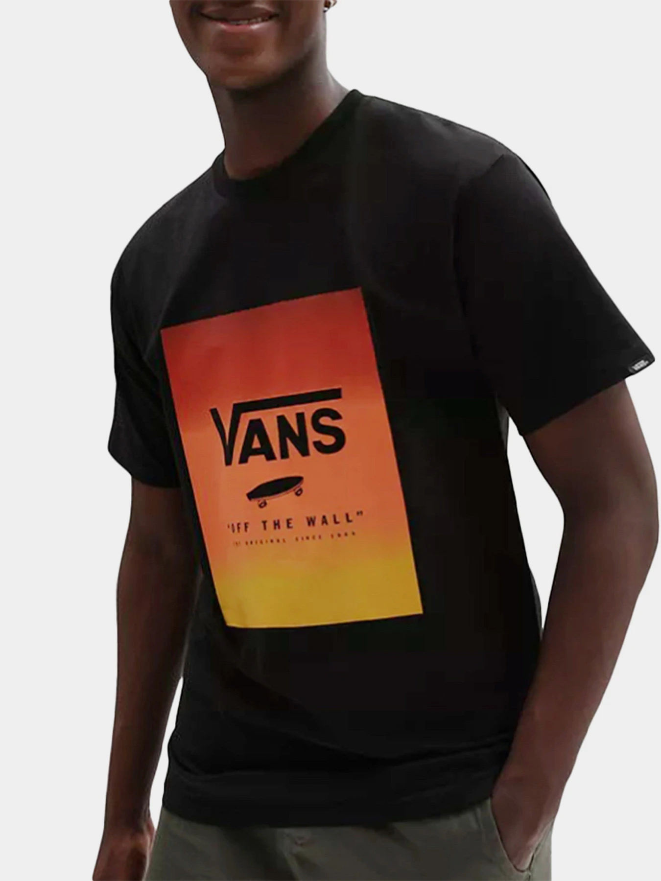 Футболки и поло Vans Classic Print Box модель VN0A5E7YZ0T1 Фото