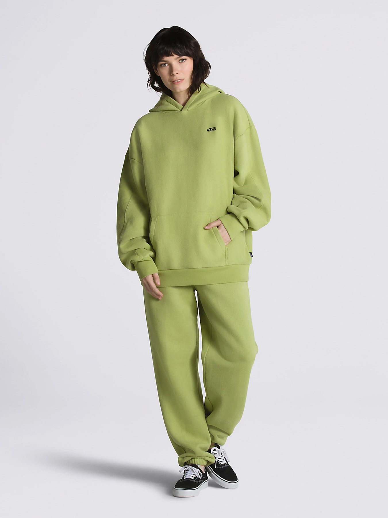 Худи и свитшоты Vans ComfyCush модель VN0A7RMIW0I1 Худи и свитшоты Vans ComfyCush модель VN0A7RMIW0I1 Фото