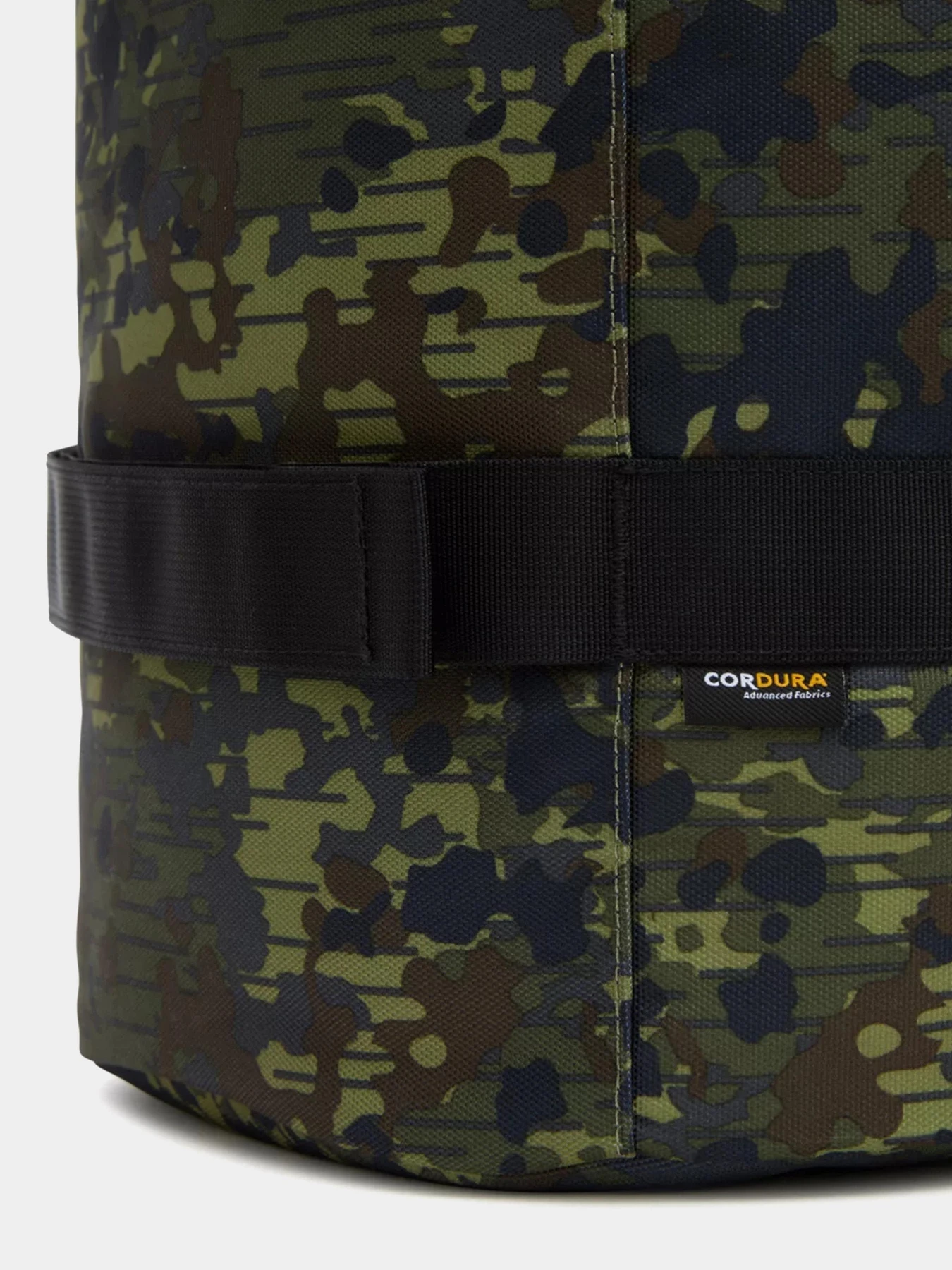 Дорожные сумки и чемоданы Vans DX Skate Duffle 33L модель VN0A7SCKZBF1 Дорожные сумки и чемоданы Vans DX Skate Duffle 33L модель VN0A7SCKZBF1 Фото