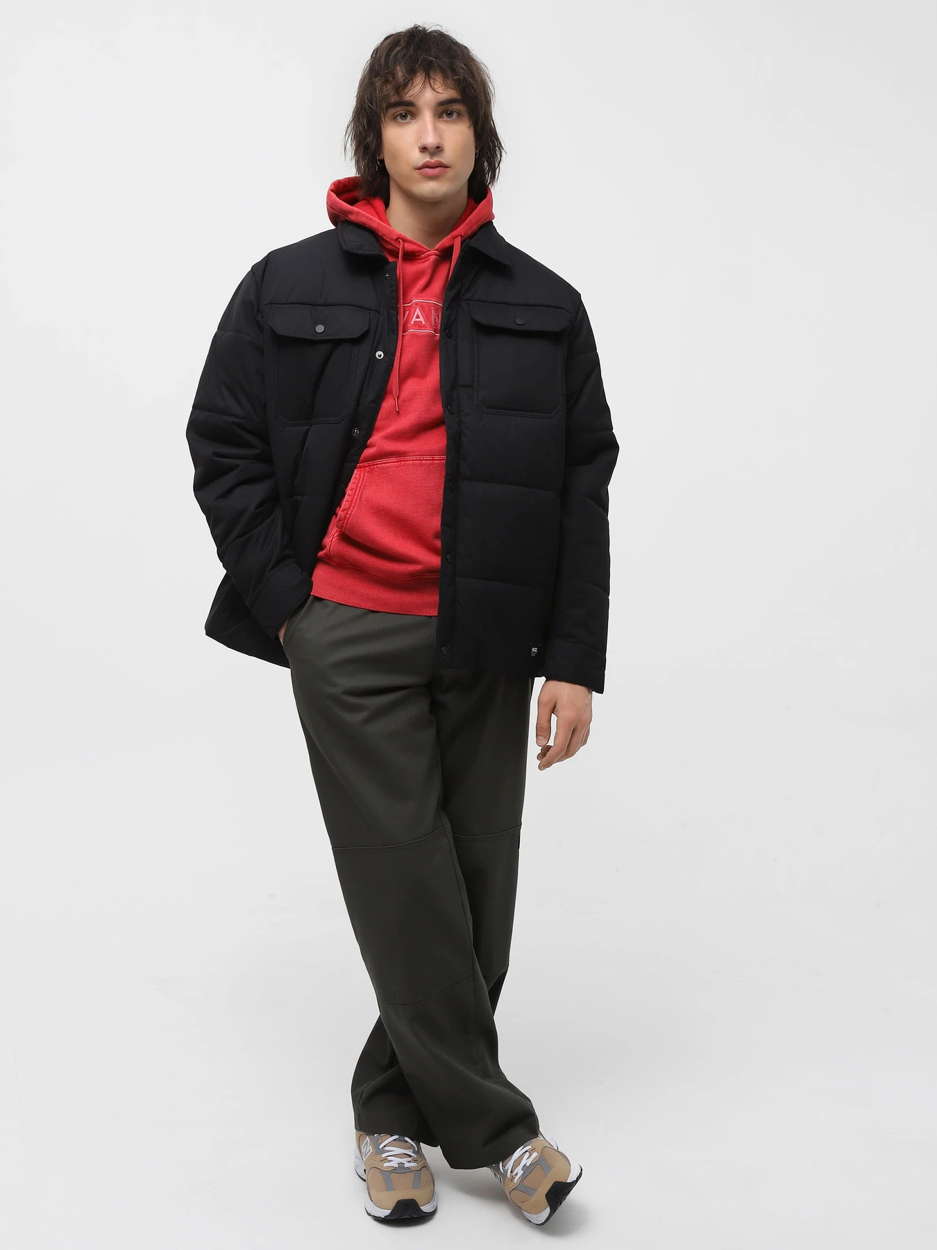 Куртки та дублянки Vans Davis Puffer MTE-1 модель VN0008JEBLK1 Фото