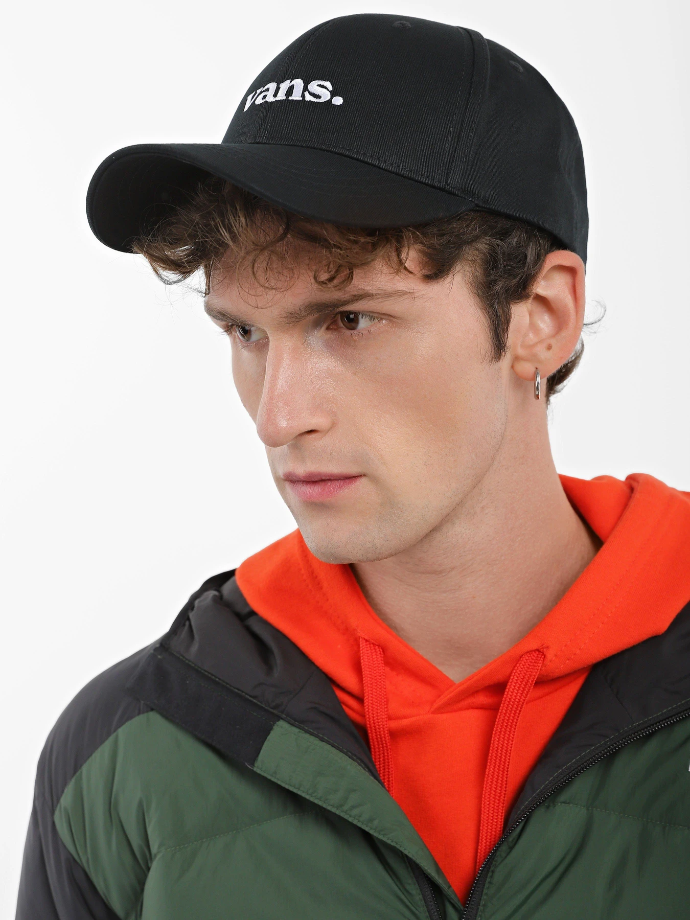 Шапки и кепки Vans 66 Structured Jockey модель VN0008P6BLK1 Шапки и кепки Vans 66 Structured Jockey модель VN0008P6BLK1 Фото