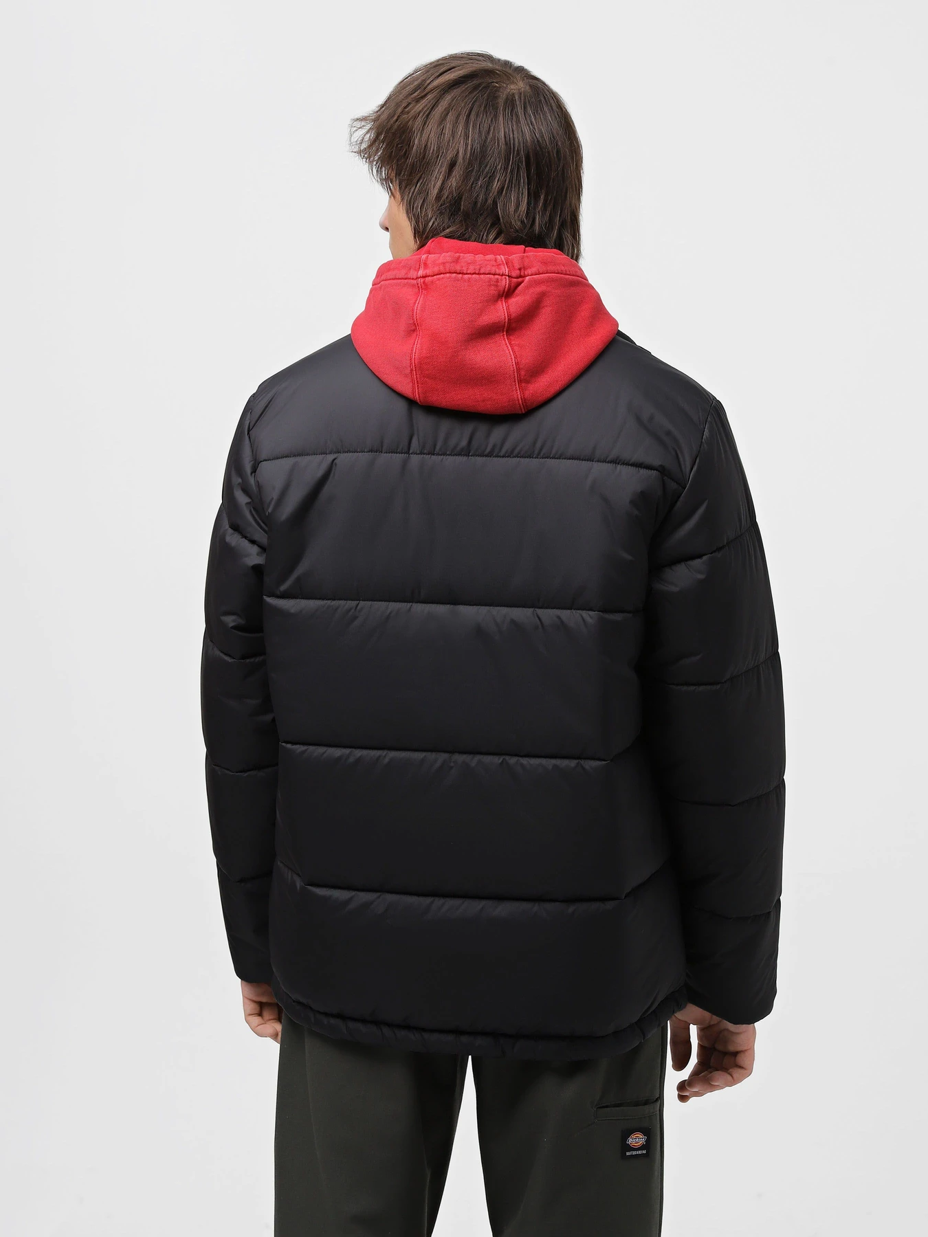 Куртки и дубленки Vans Norris Puffer MTE-1 модель VN0008JFBLK1 Куртки и дубленки Vans Norris Puffer MTE-1 модель VN0008JFBLK1 Фото