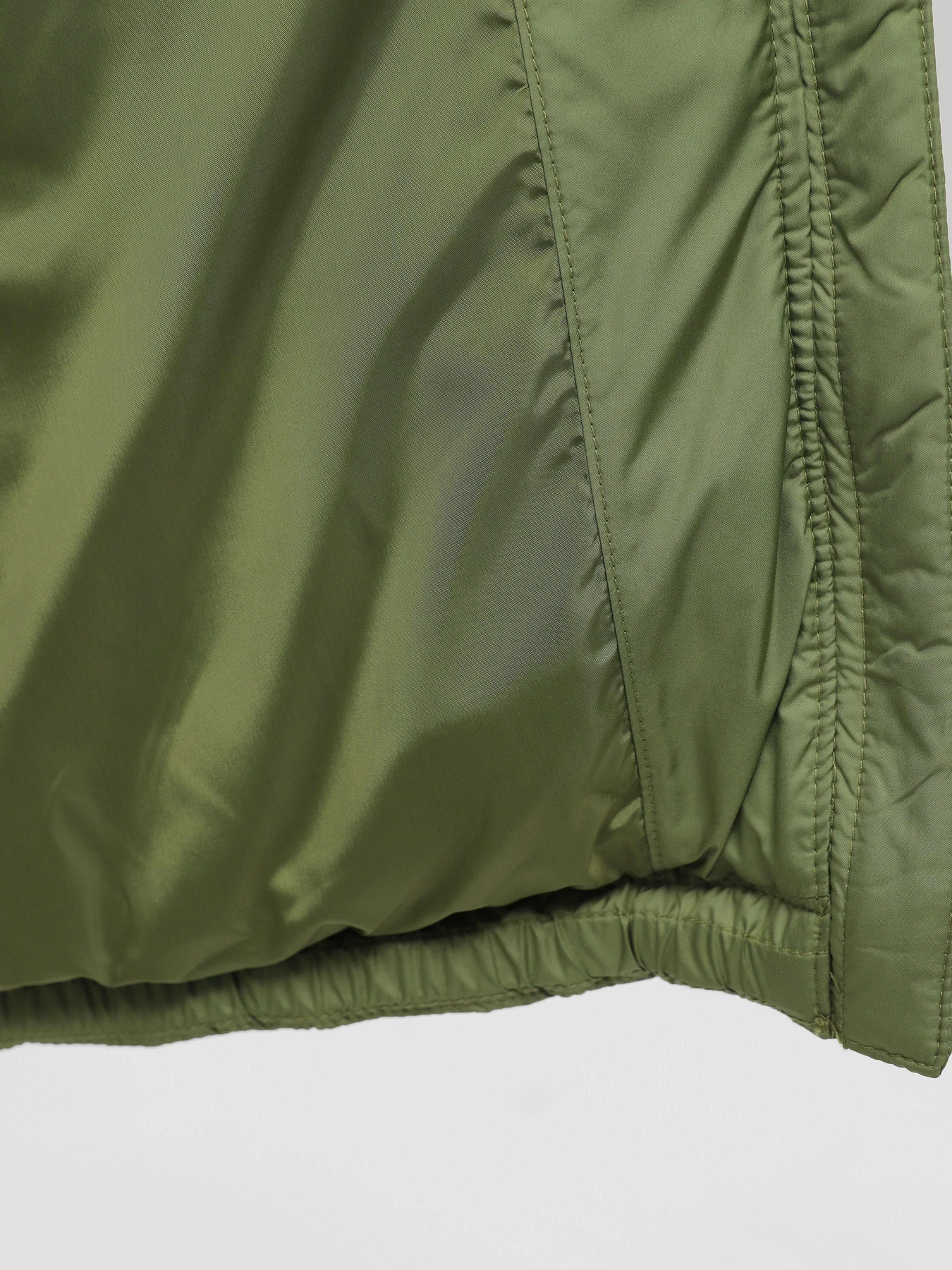 Куртки и дубленки Vans Norris Puffer MTE-1 модель VN0008JFC891 Куртки и дубленки Vans Norris Puffer MTE-1 модель VN0008JFC891 Фото