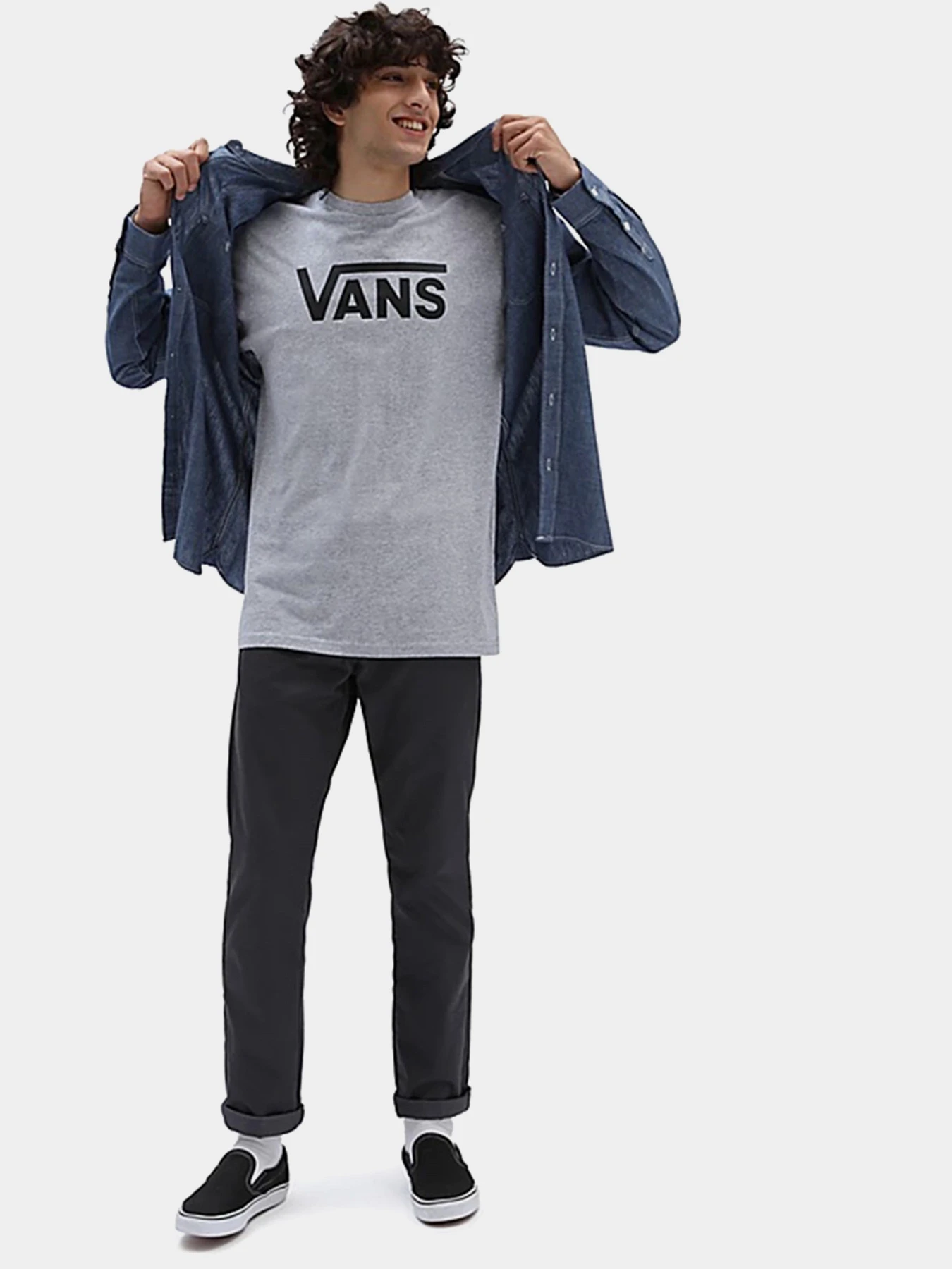 Худи и свитшоты Vans Classic модель VN000K6HATJ1 Худи и свитшоты Vans Classic модель VN000K6HATJ1 Фото