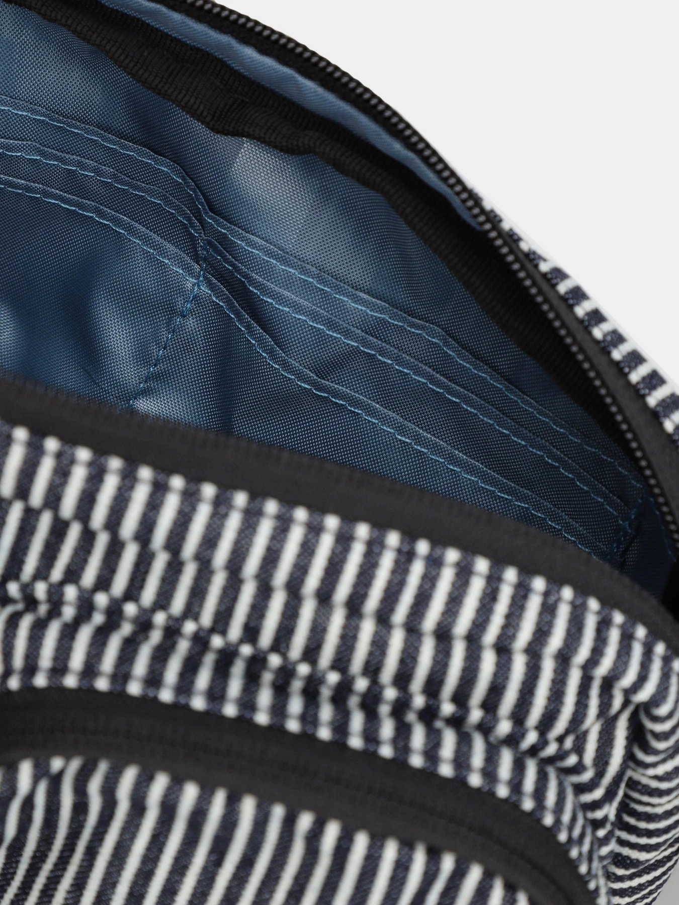 Сумки Vans Dusk Downer Waist модель VN0007C7IND1 Сумки Vans Dusk Downer Waist модель VN0007C7IND1 Фото