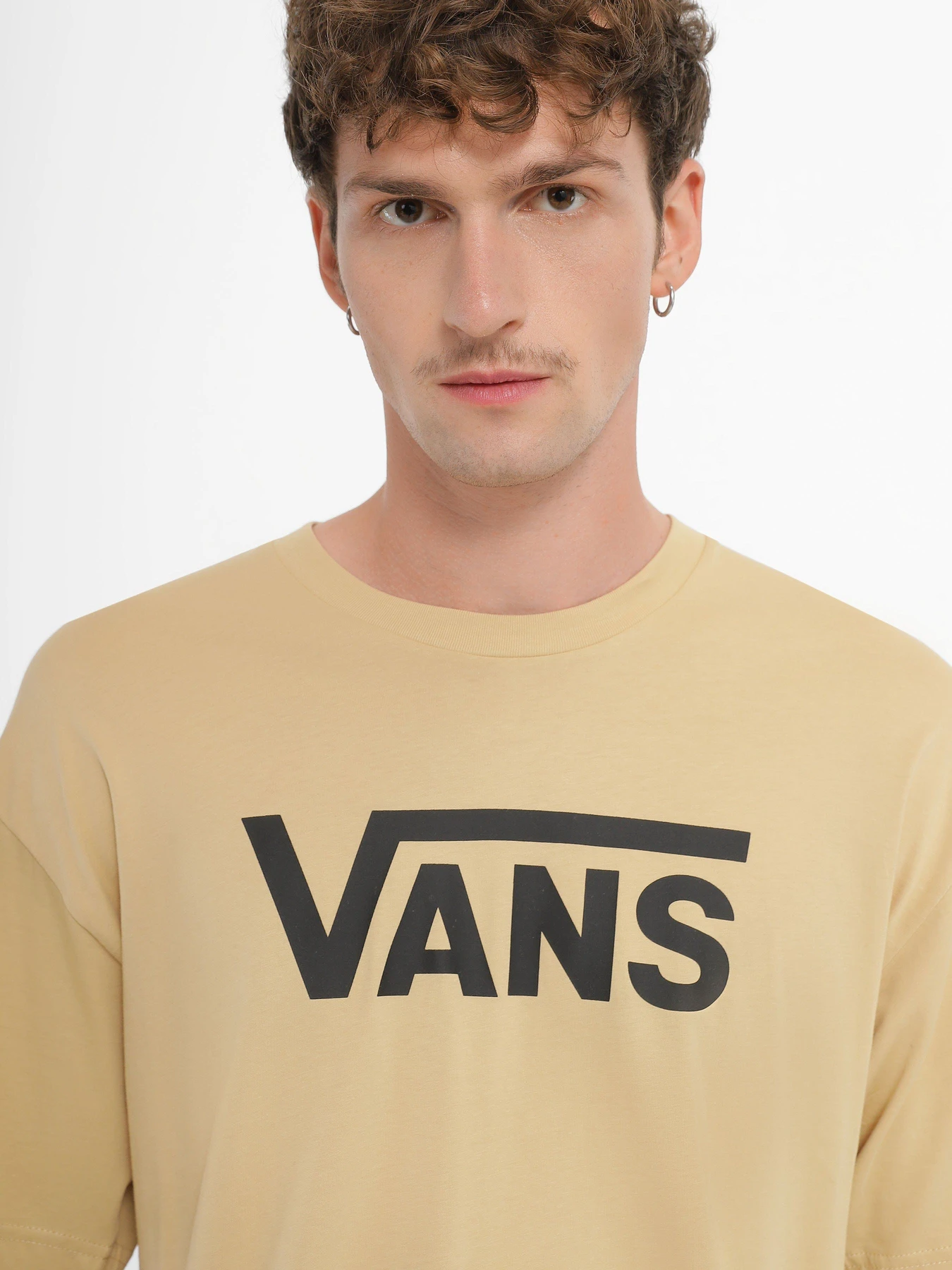 Футболки и поло Vans Classic модель VN000GGGY971 Футболки и поло Vans Classic модель VN000GGGY971 Фото