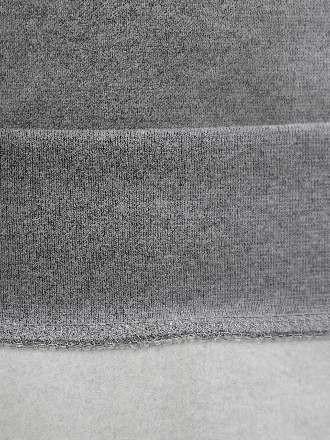 Худі та світшоти Vans Comfycush Pullover модель VN0A4OOO02F1 Худі та світшоти Vans Comfycush Pullover модель VN0A4OOO02F1 Фото