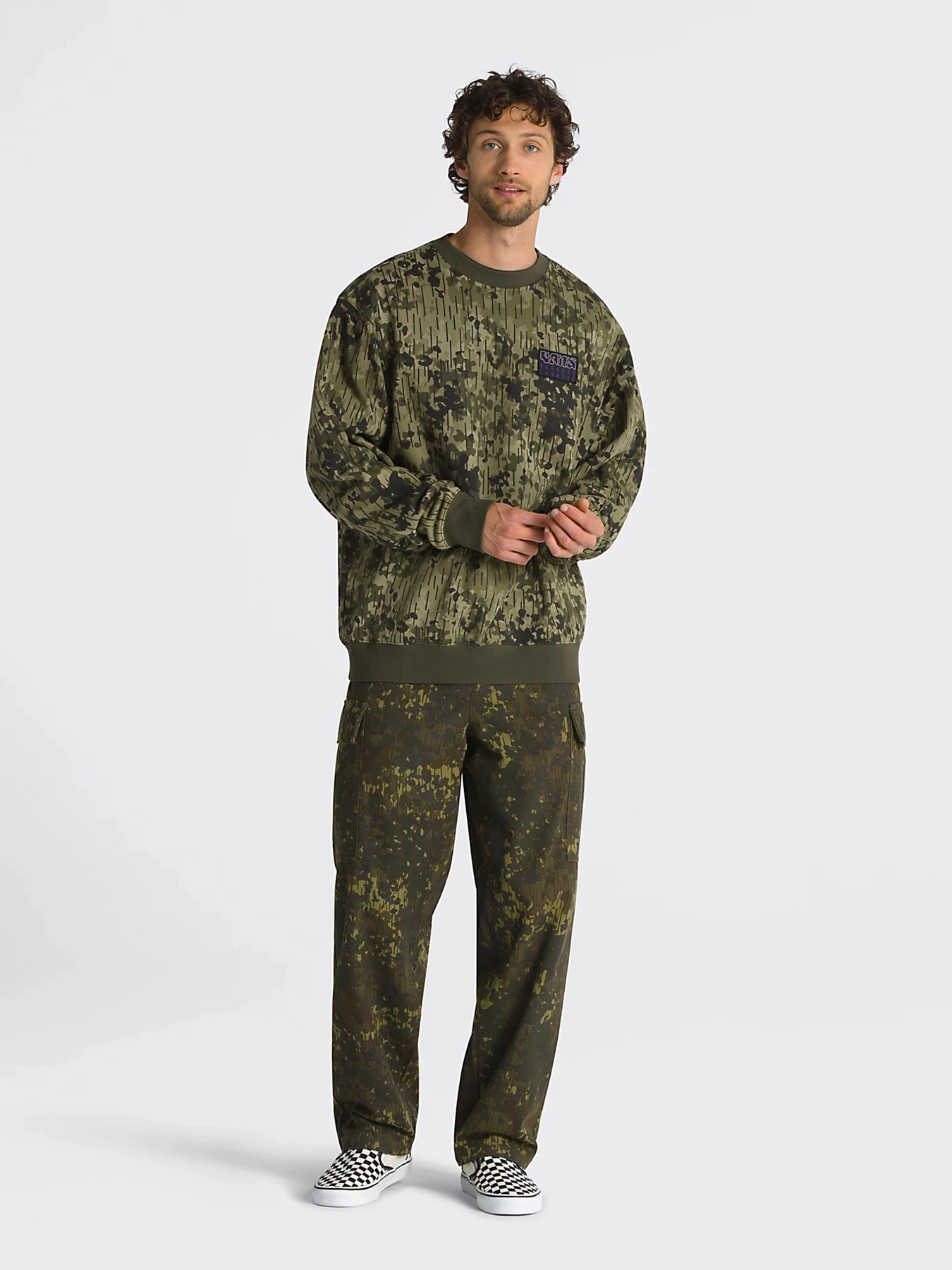 Худі та світшоти Vans Rain Camo Crew модель VN0008UKCBI1 Худі та світшоти Vans Rain Camo Crew модель VN0008UKCBI1 Фото