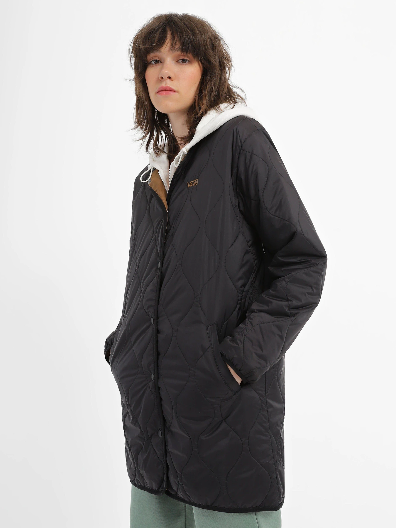 Куртки та дублянки Vans Long Reversible Liner модель VN0A7RNKCDE1 Куртки та дублянки Vans Long Reversible Liner модель VN0A7RNKCDE1 Фото
