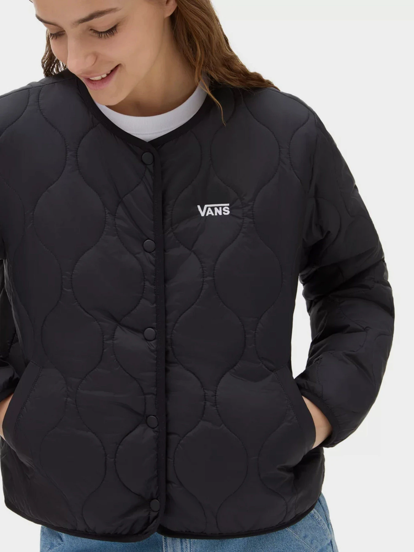 Куртки и дубленки Vans Forces Reversible Liner Wmn модель VN0A7RNGKOU1 Куртки и дубленки Vans Forces Reversible Liner Wmn модель VN0A7RNGKOU1 Фото