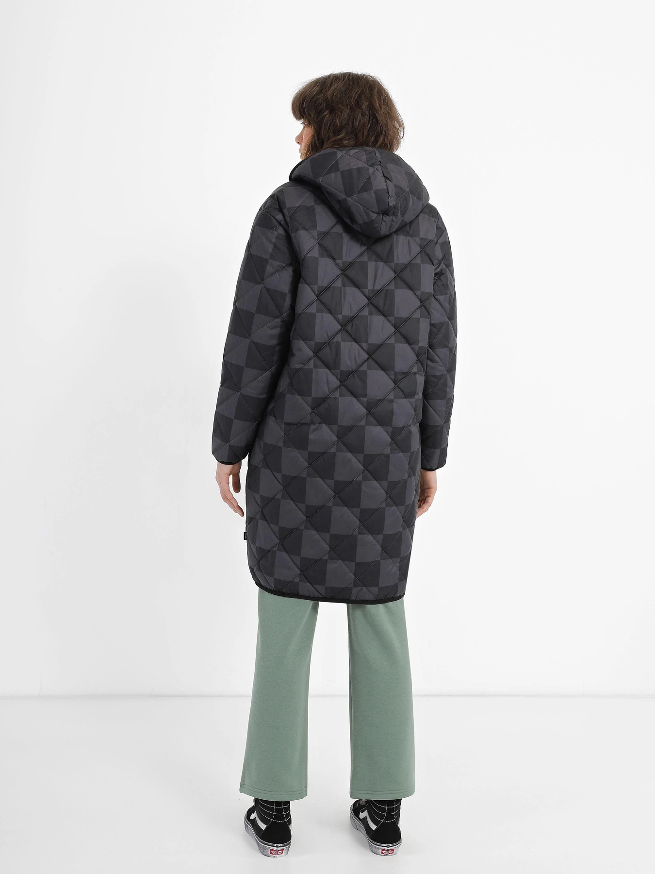Куртки и дубленки Vans Mason Long Hooded Liner Mte1 модель VN00075PBLK1 Куртки и дубленки Vans Mason Long Hooded Liner Mte1 модель VN00075PBLK1 Фото