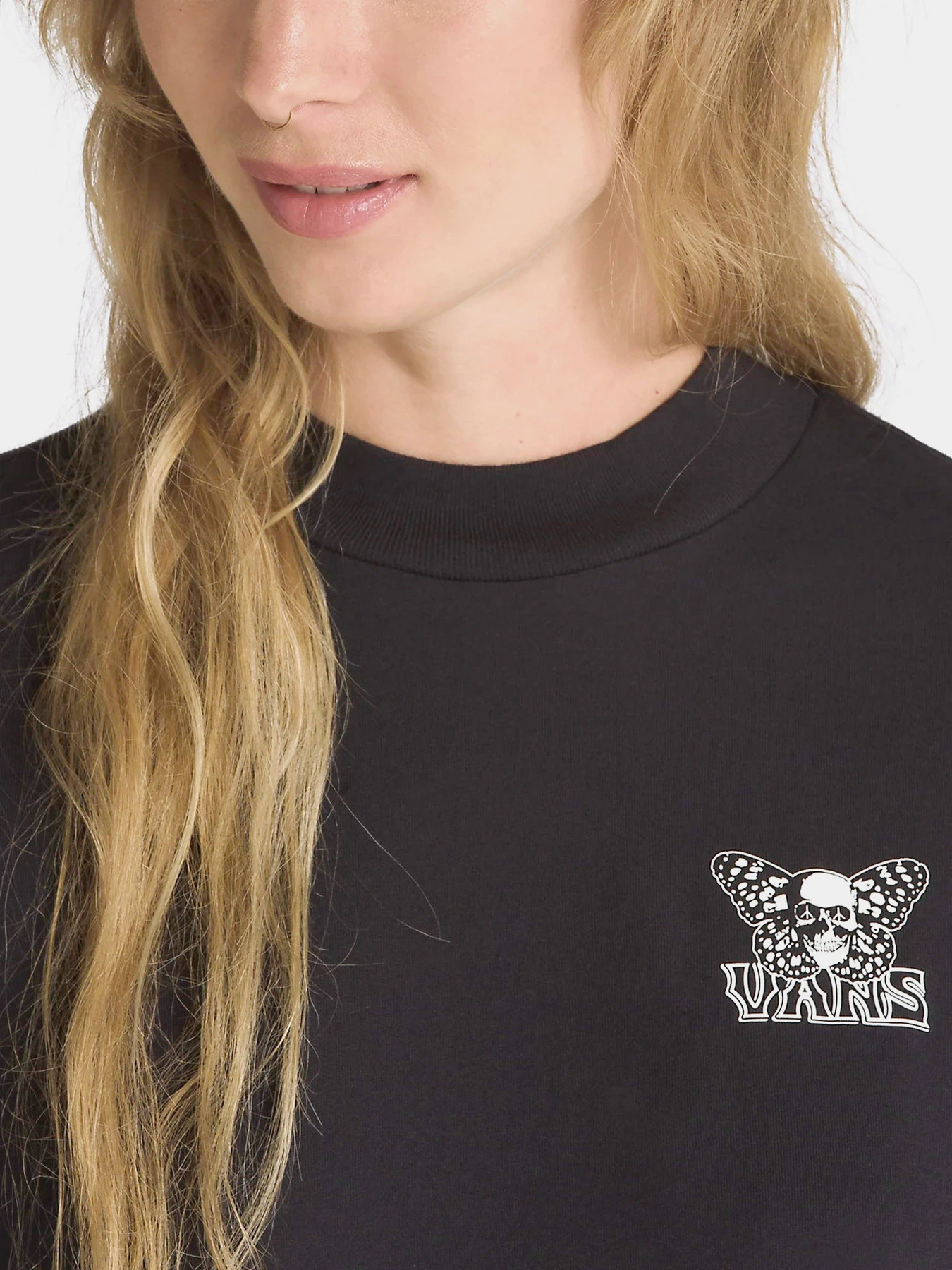 Худі та світшоти Vans Skullyfly LS Mock Neck Music Academy модель VN000ADNBLK1 Худі та світшоти Vans Skullyfly LS Mock Neck Music Academy модель VN000ADNBLK1 Фото