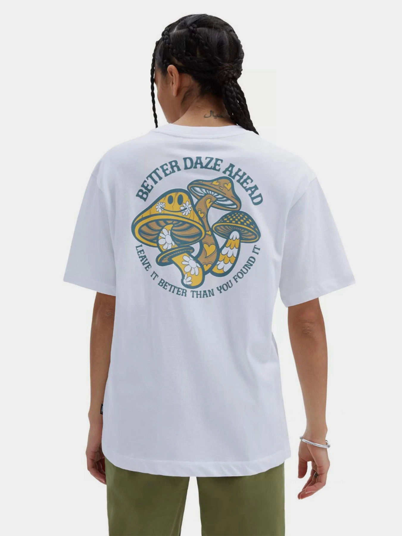 Футболки і поло Vans Better Daze Pocket Tee Dusk Downer модель VN000ADFWHT1 Футболки і поло Vans Better Daze Pocket Tee Dusk Downer модель VN000ADFWHT1 Фото