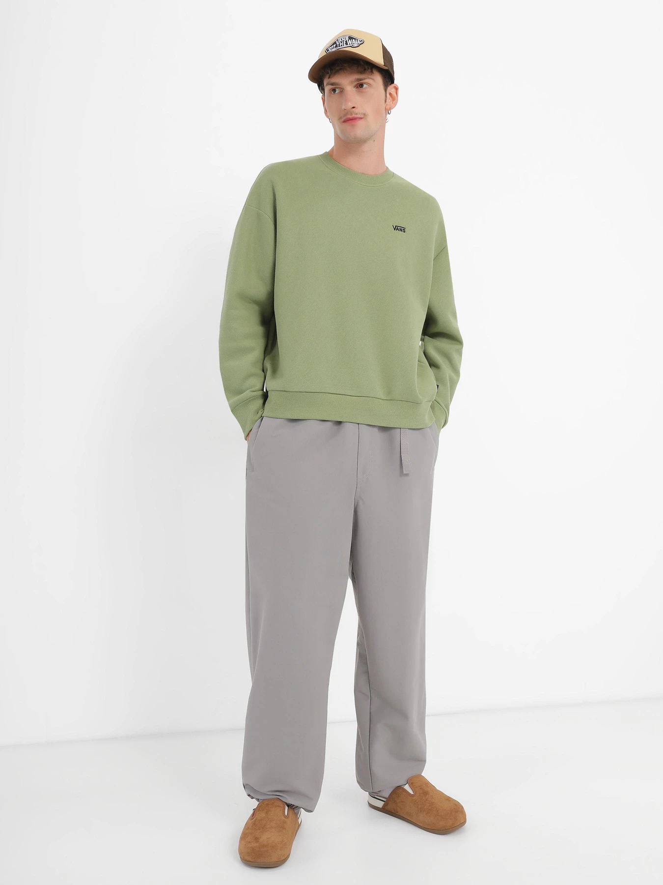 Худі та світшоти Vans Comfycush Essential Crewneck модель VN000A6CZBF1 Фото