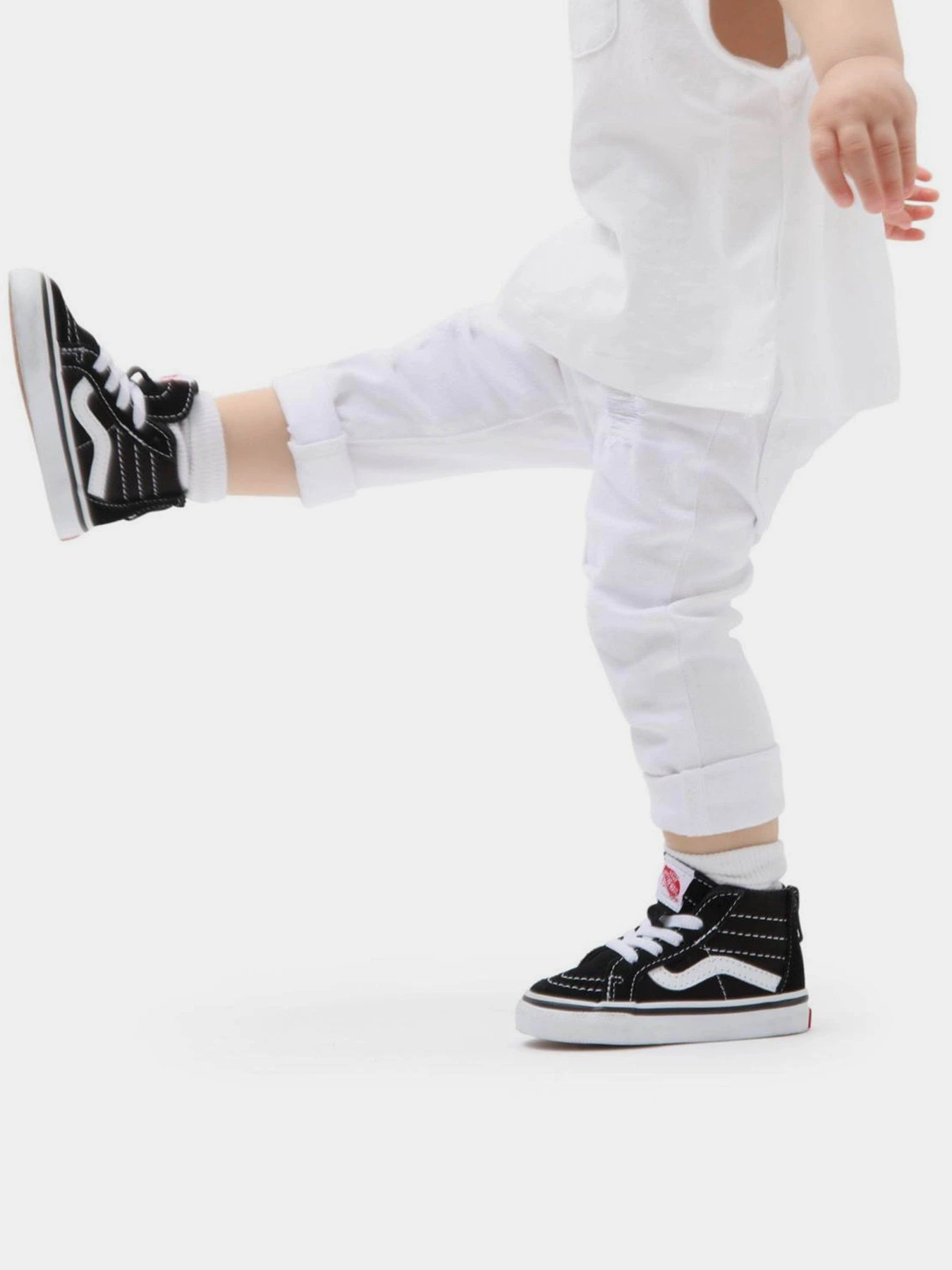 Кеди Vans Sk8-Hi Zip модель VN000XG5Y281 Кеди Vans Sk8-Hi Zip модель VN000XG5Y281 Фото
