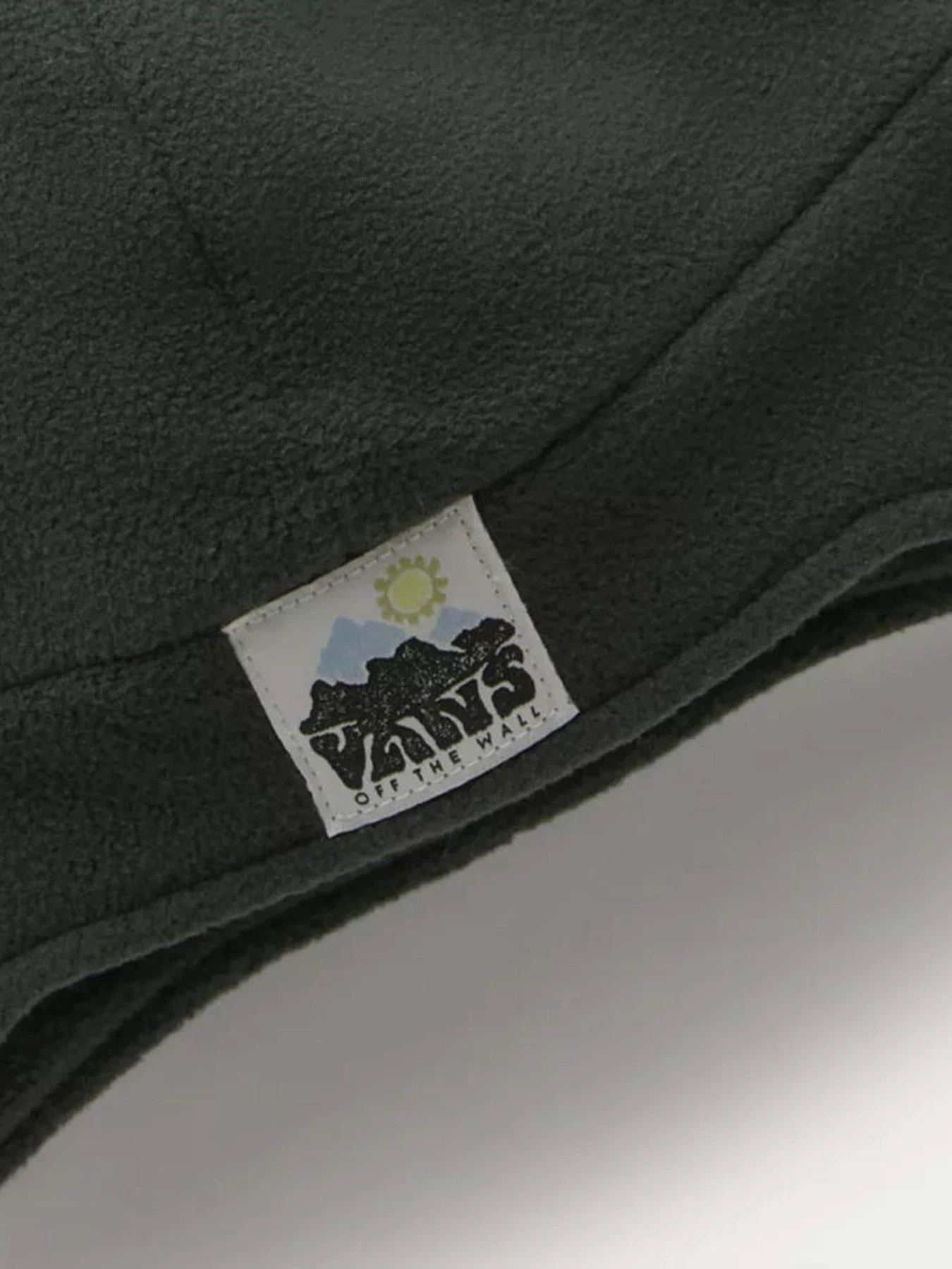 Шапки та кепки Vans Bretton Cold Weather модель VN000CAKBZ01 Шапки та кепки Vans Bretton Cold Weather модель VN000CAKBZ01 Фото