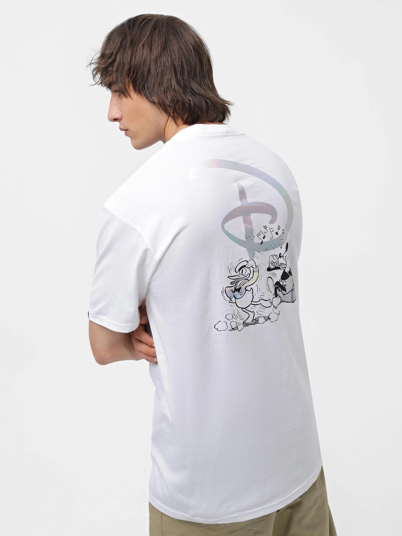 Футболки и поло Vans x Disney Music Box модель VN000H1XWHT1 Футболки и поло Vans x Disney Music Box модель VN000H1XWHT1 Фото