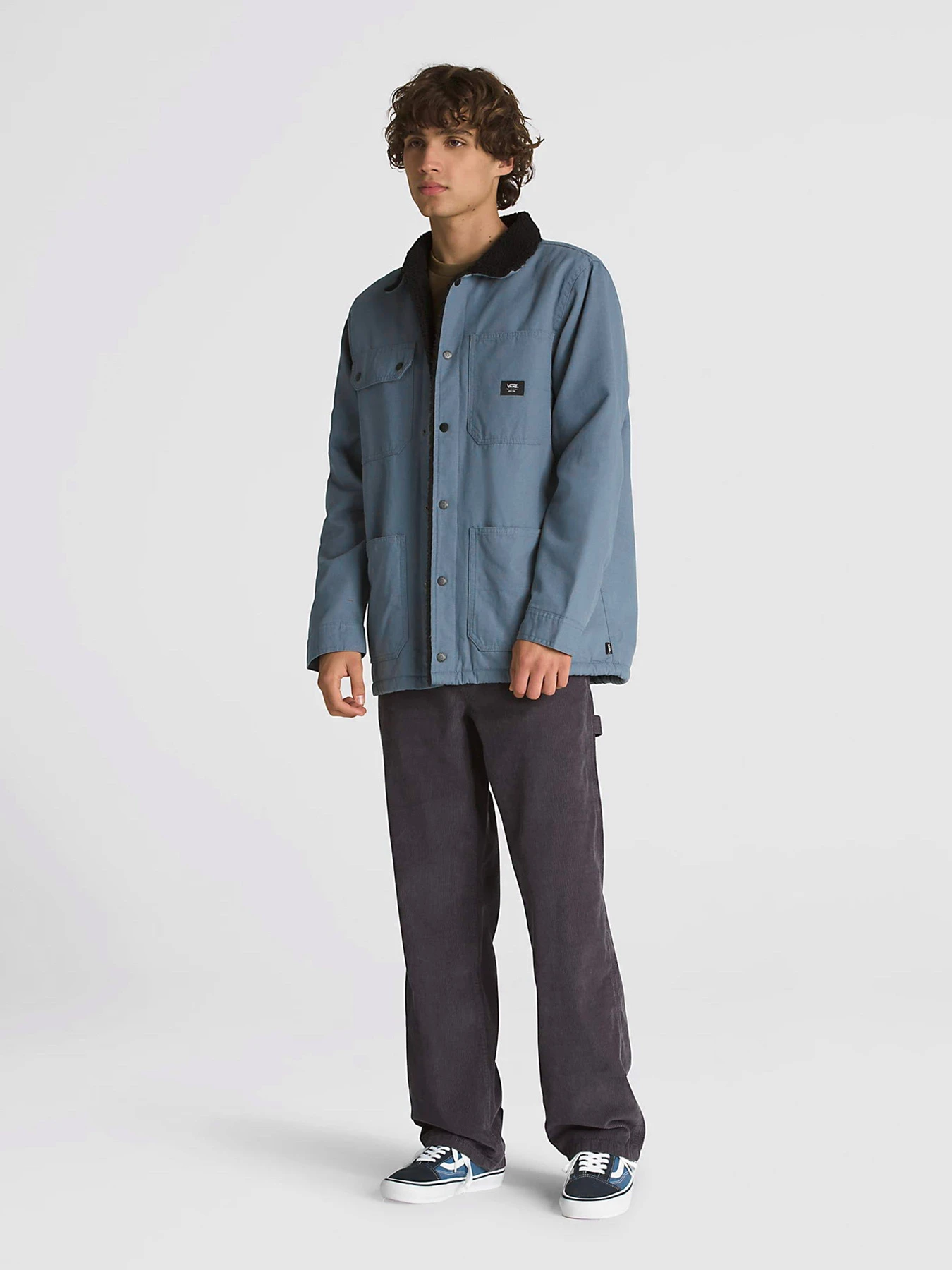 Куртки и дубленки Vans Drill Chore Sherpa модель VN000FWFHKC1 Куртки и дубленки Vans Drill Chore Sherpa модель VN000FWFHKC1 Фото