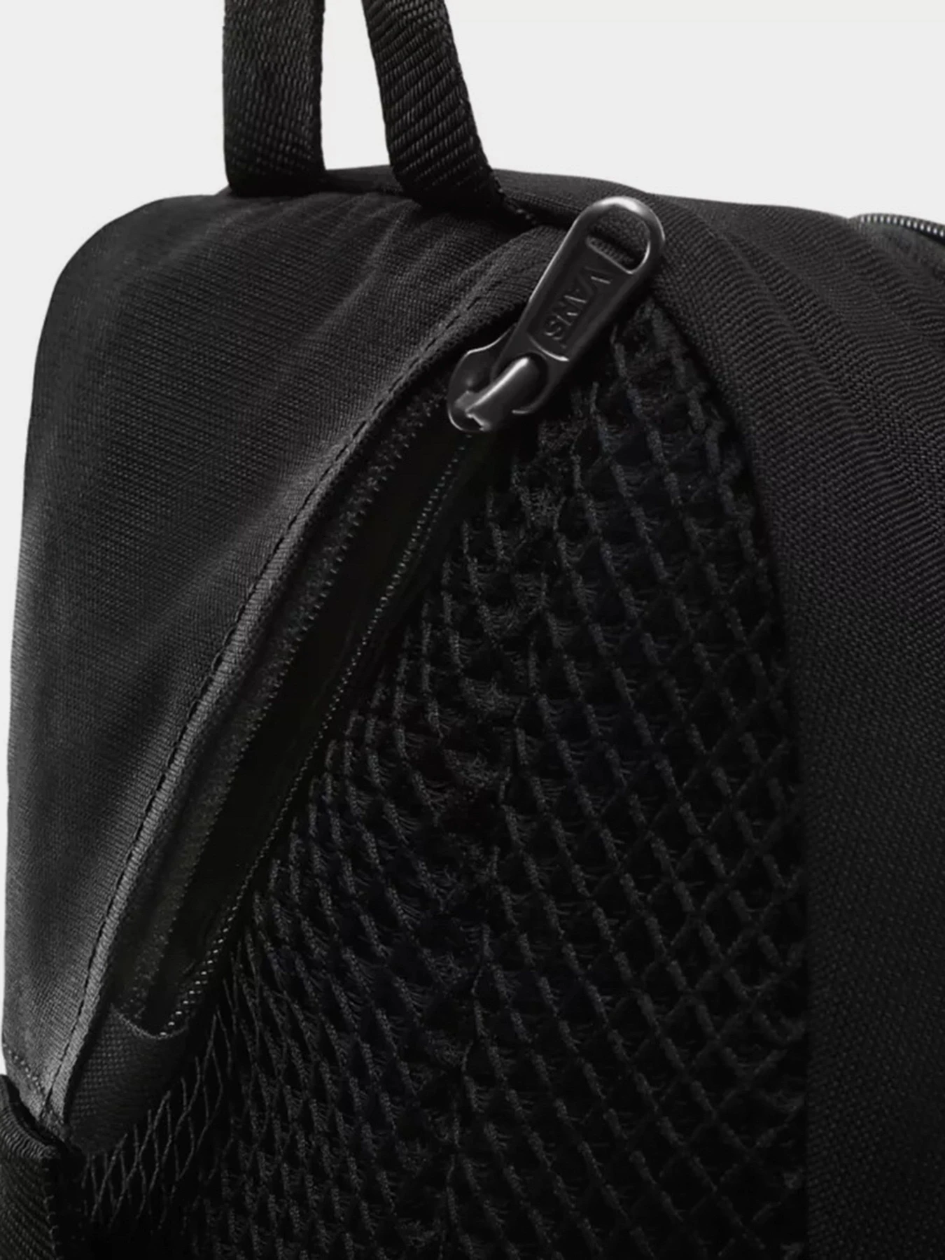 Сумки Vans Warp Sling модель VN0A3I6BBLK1 Сумки Vans Warp Sling модель VN0A3I6BBLK1 Фото