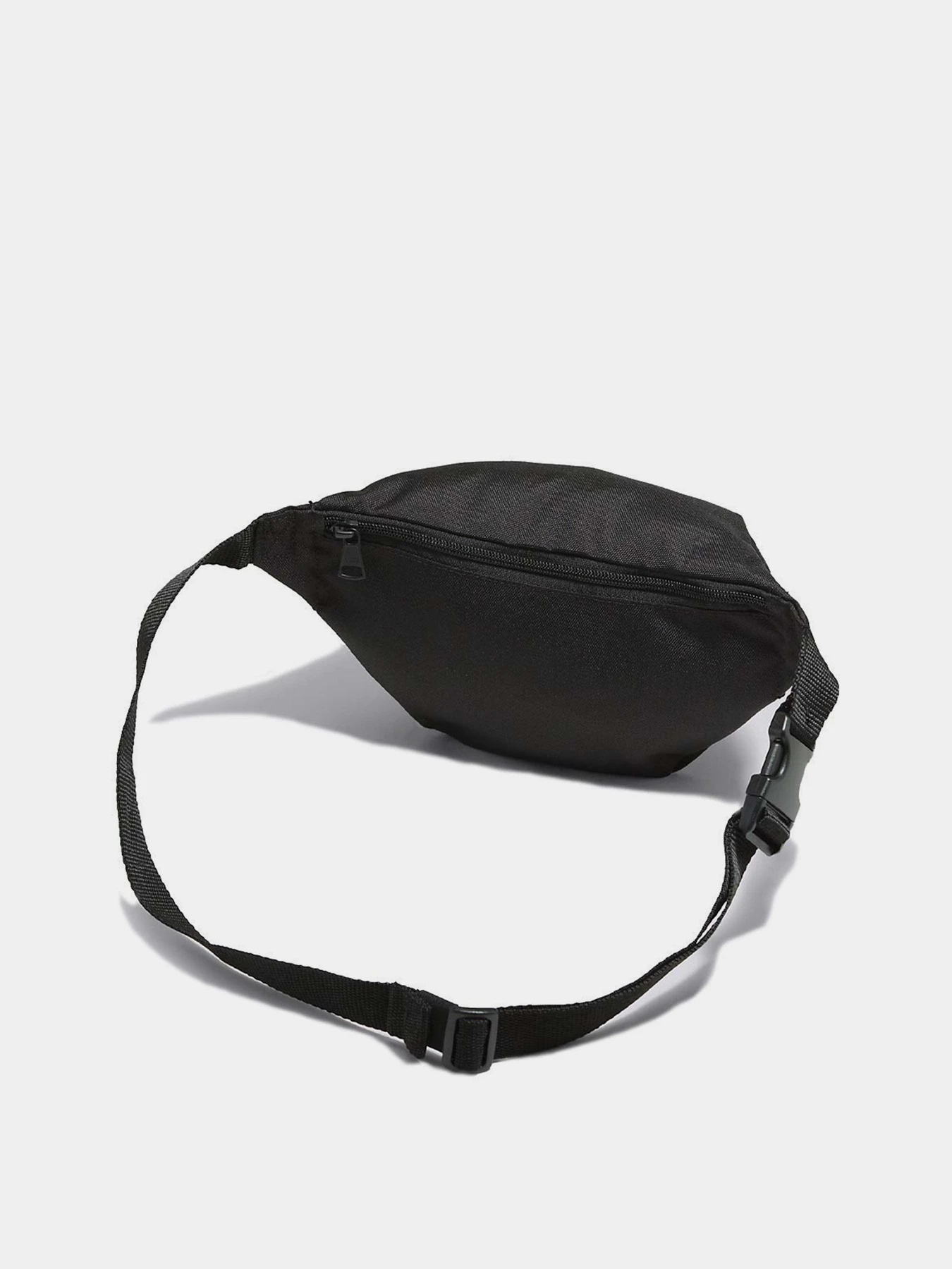 Сумки Vans Traveler Fanny Pack 2L модель VN000HE6BLK1 Сумки Vans Traveler Fanny Pack 2L модель VN000HE6BLK1 Фото