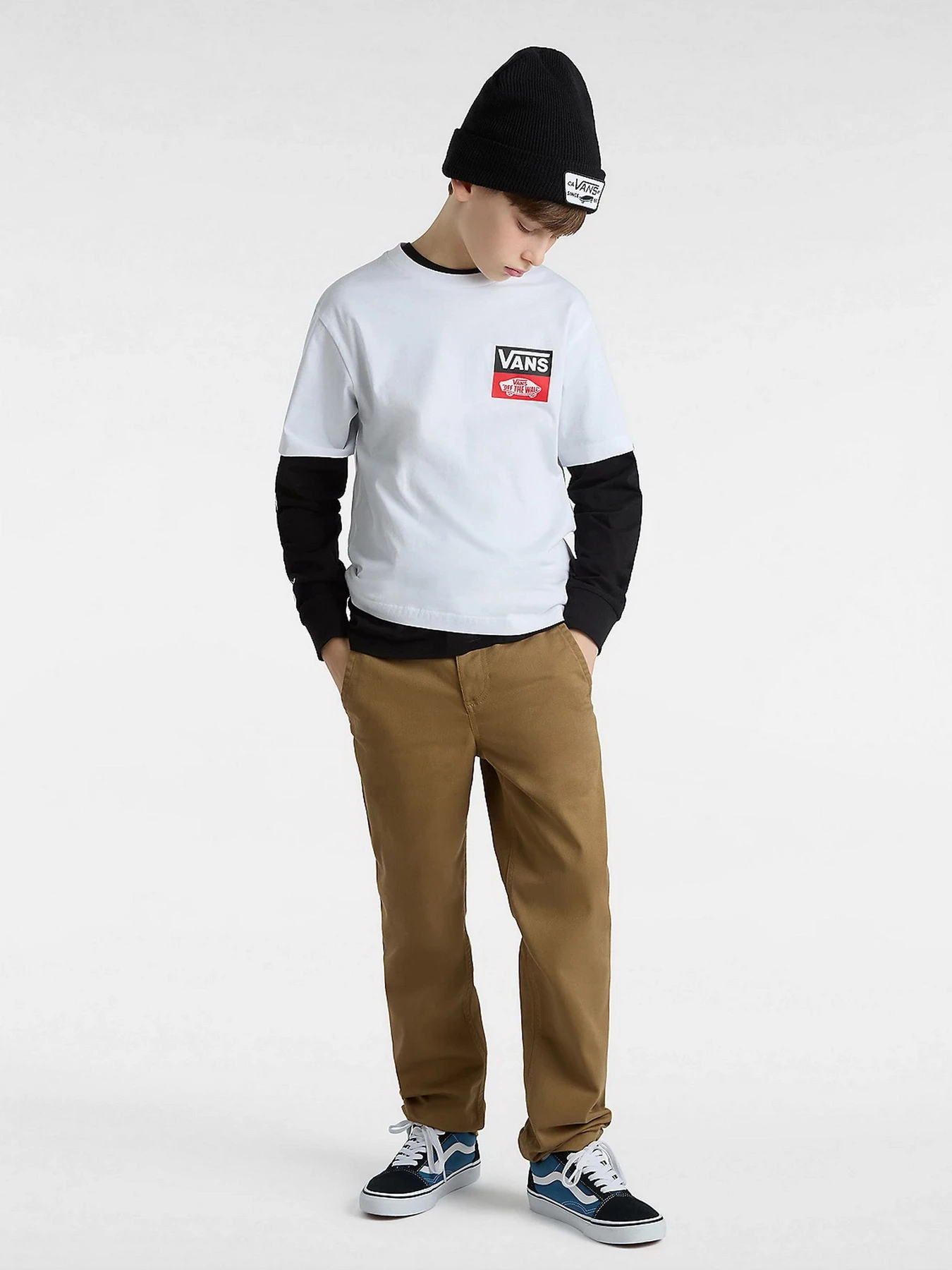 Футболки и поло Vans OG Logo модель VN000GDGWHT1 Футболки и поло Vans OG Logo модель VN000GDGWHT1 Фото