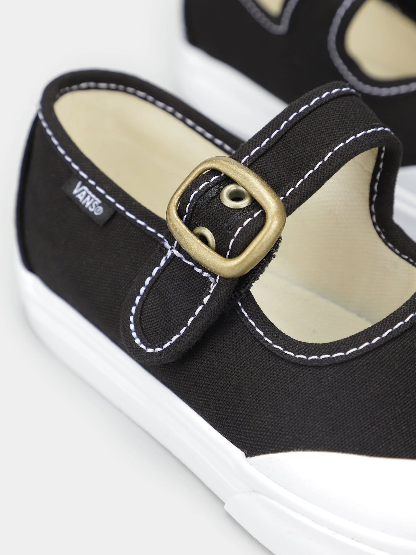 Туфли и лоферы Vans Mary Jane модель VN000CRY6BT1 Фото