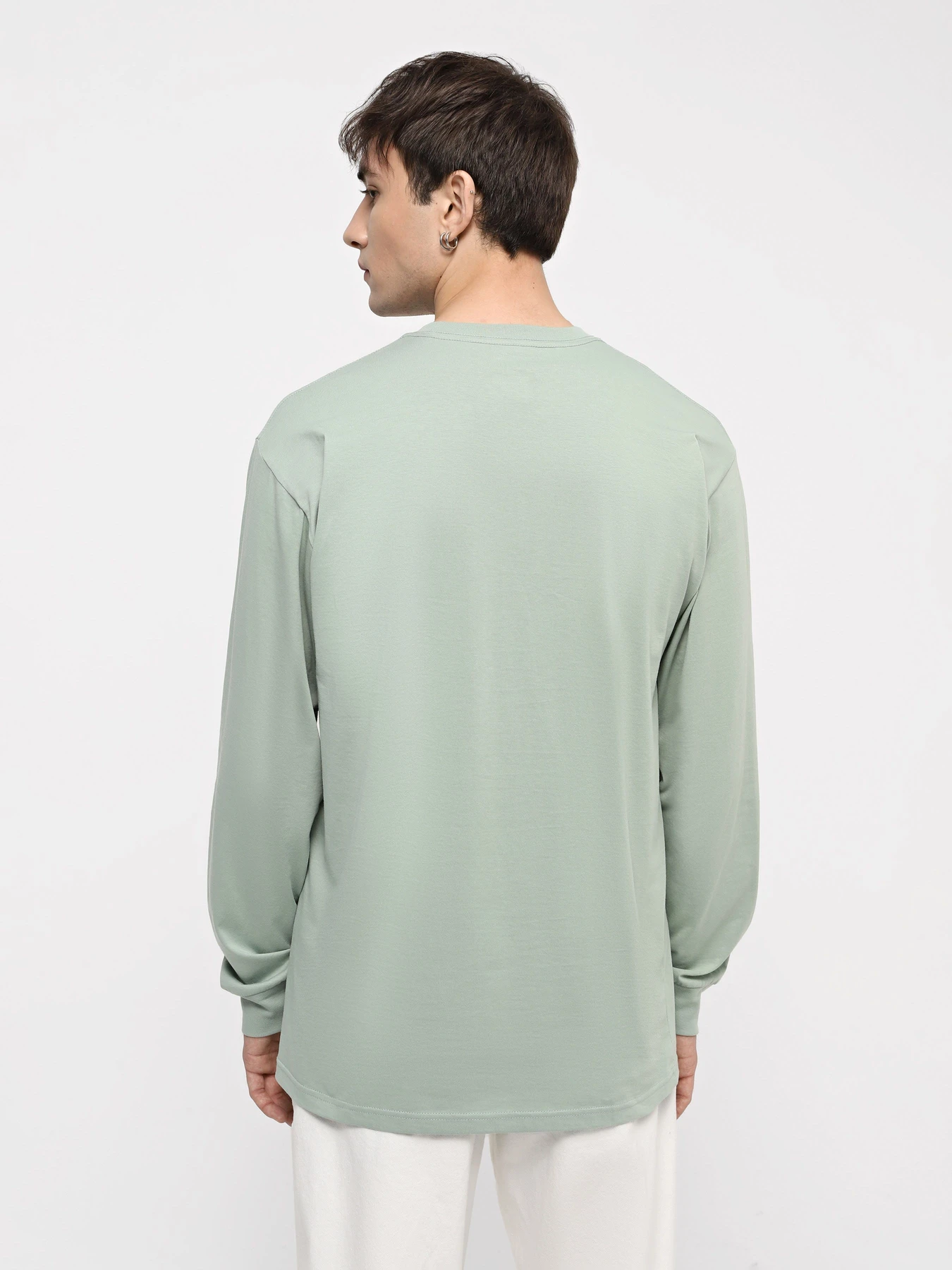 Худи и свитшоты Vans Left Chest Hit модель VN0A49LCD1L1 Худи и свитшоты Vans Left Chest Hit модель VN0A49LCD1L1 Фото
