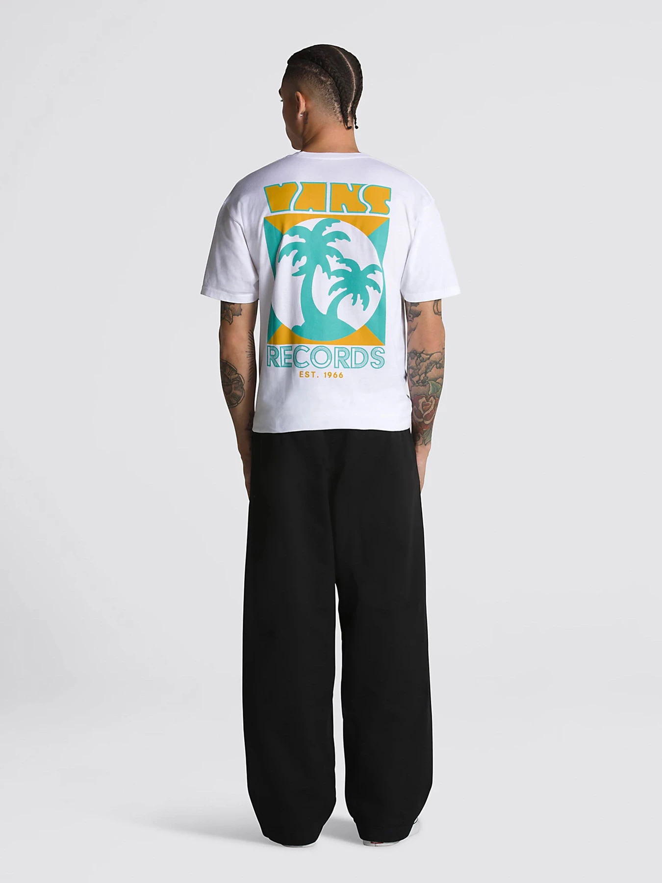 Брюки Vans Authentic Chino Baggy модель VN0000051O71 Брюки Vans Authentic Chino Baggy модель VN0000051O71 Фото