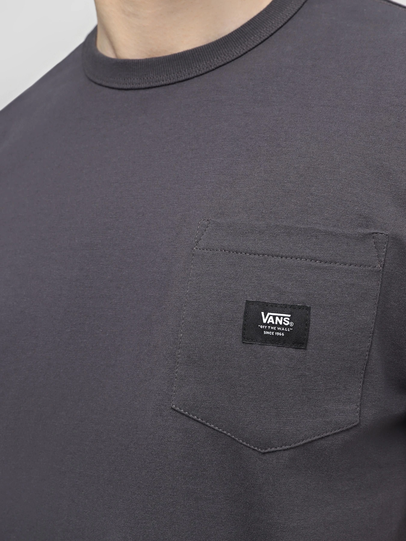 Футболки і поло Vans Off The Wall II модель VN000G3Y1O71 Футболки і поло Vans Off The Wall II модель VN000G3Y1O71 Фото