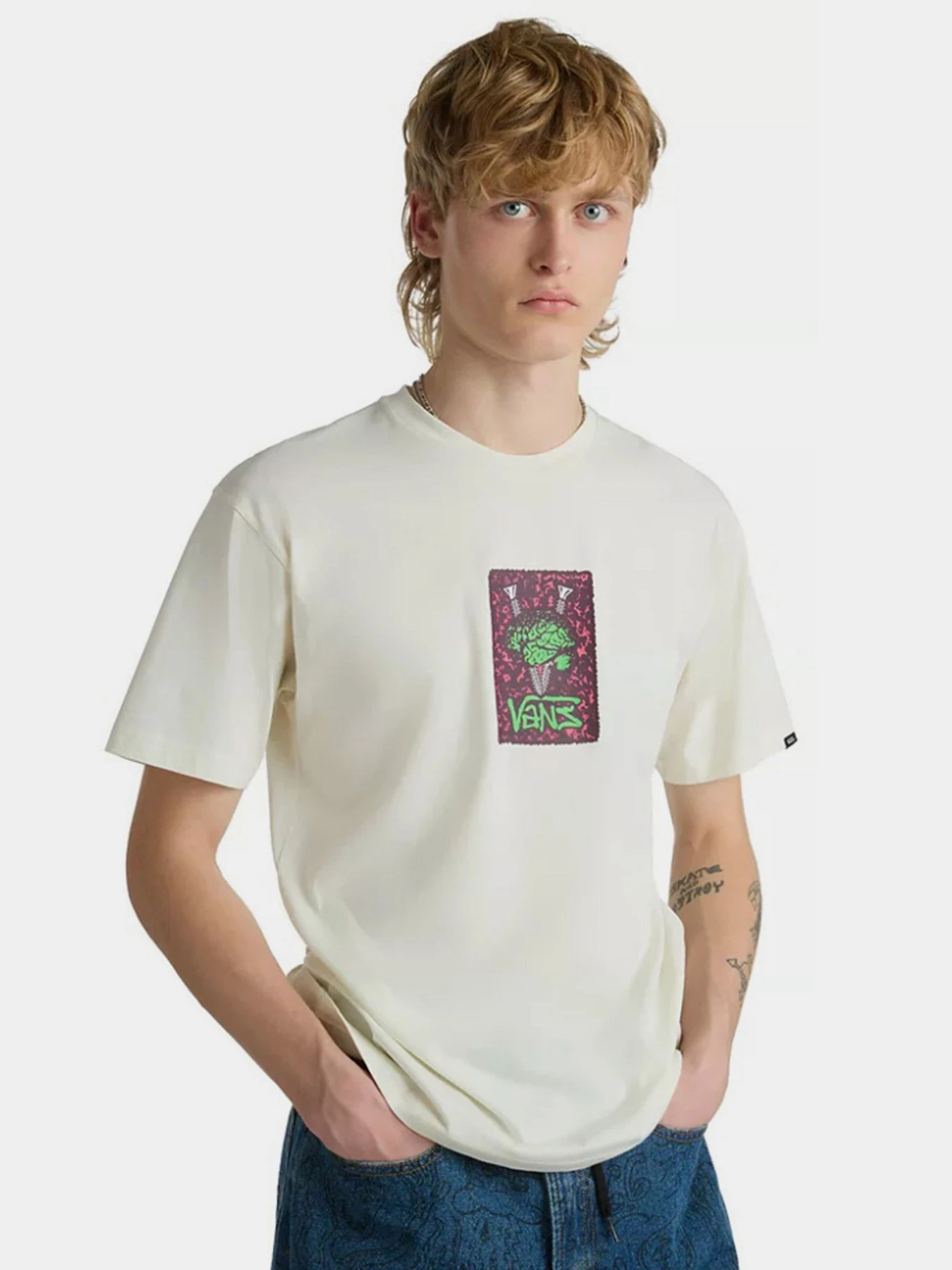 Футболки і поло Vans Thinkv Ss модель VN000G4JFS81 Футболки і поло Vans Thinkv Ss модель VN000G4JFS81 Фото